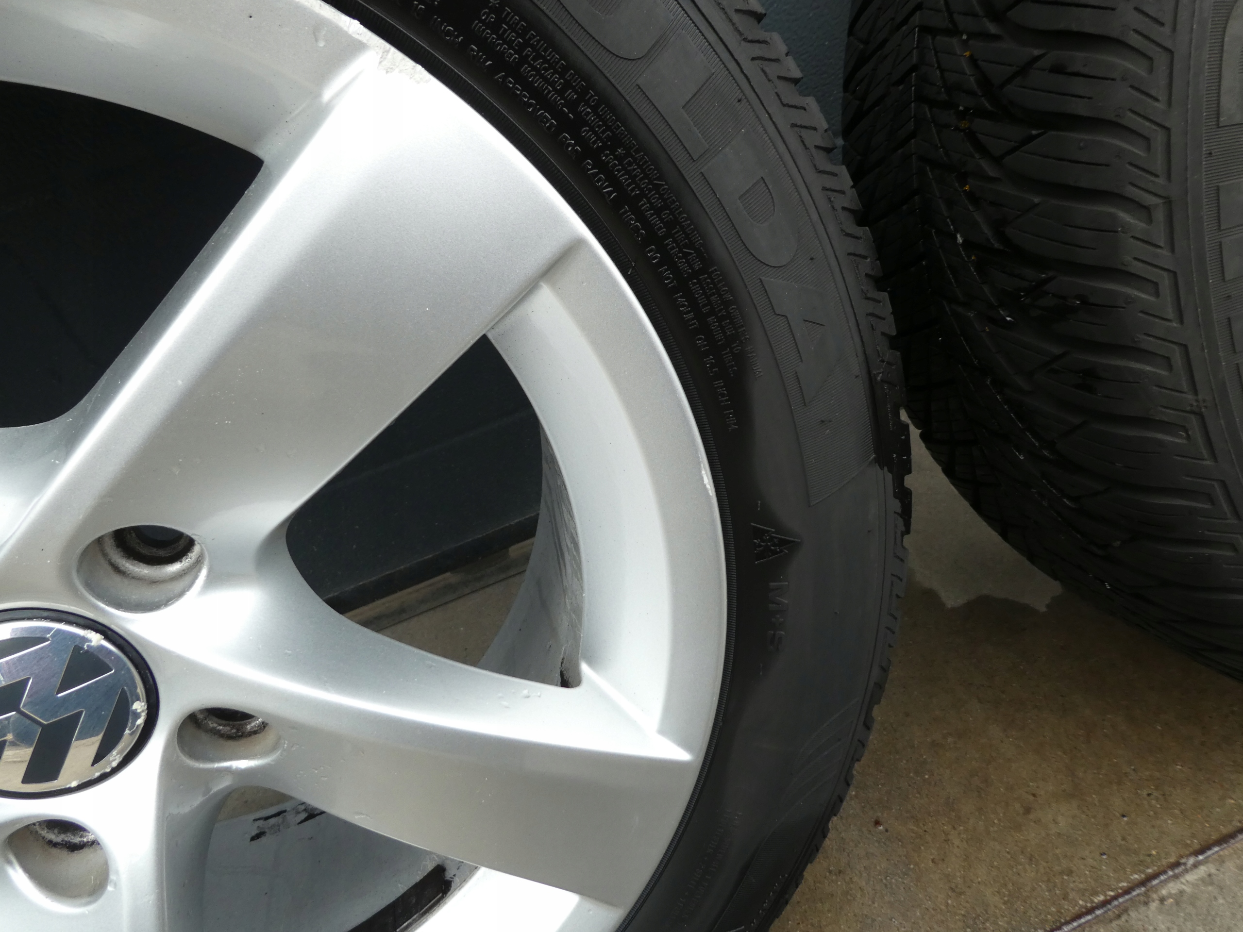 4X wheels discs tyres VW 3AA601025A 2021R