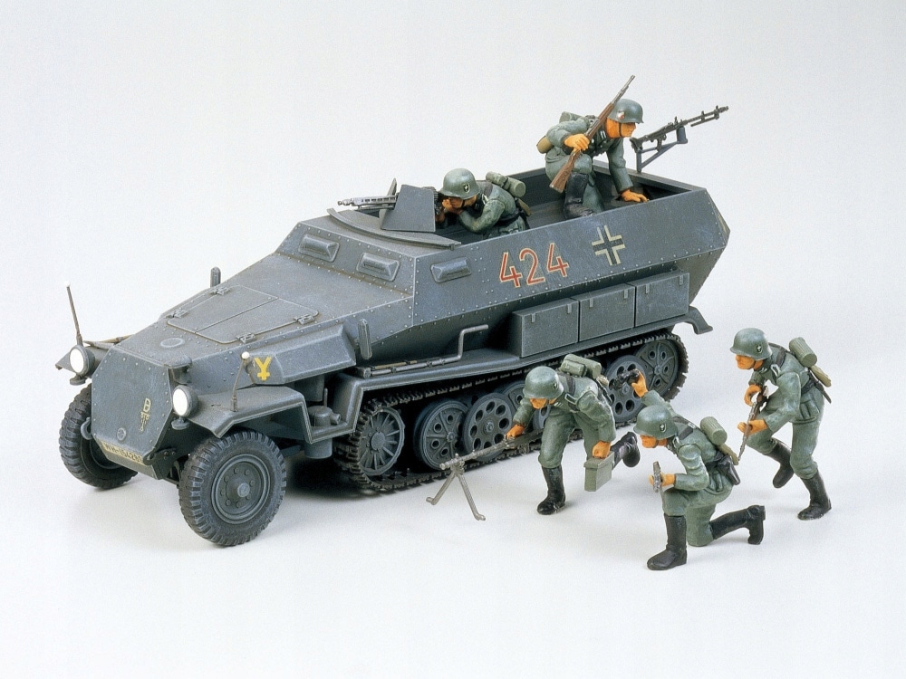 Přepravka Hanomag Sd.Kfz.251/1 model 35020 Tamiya