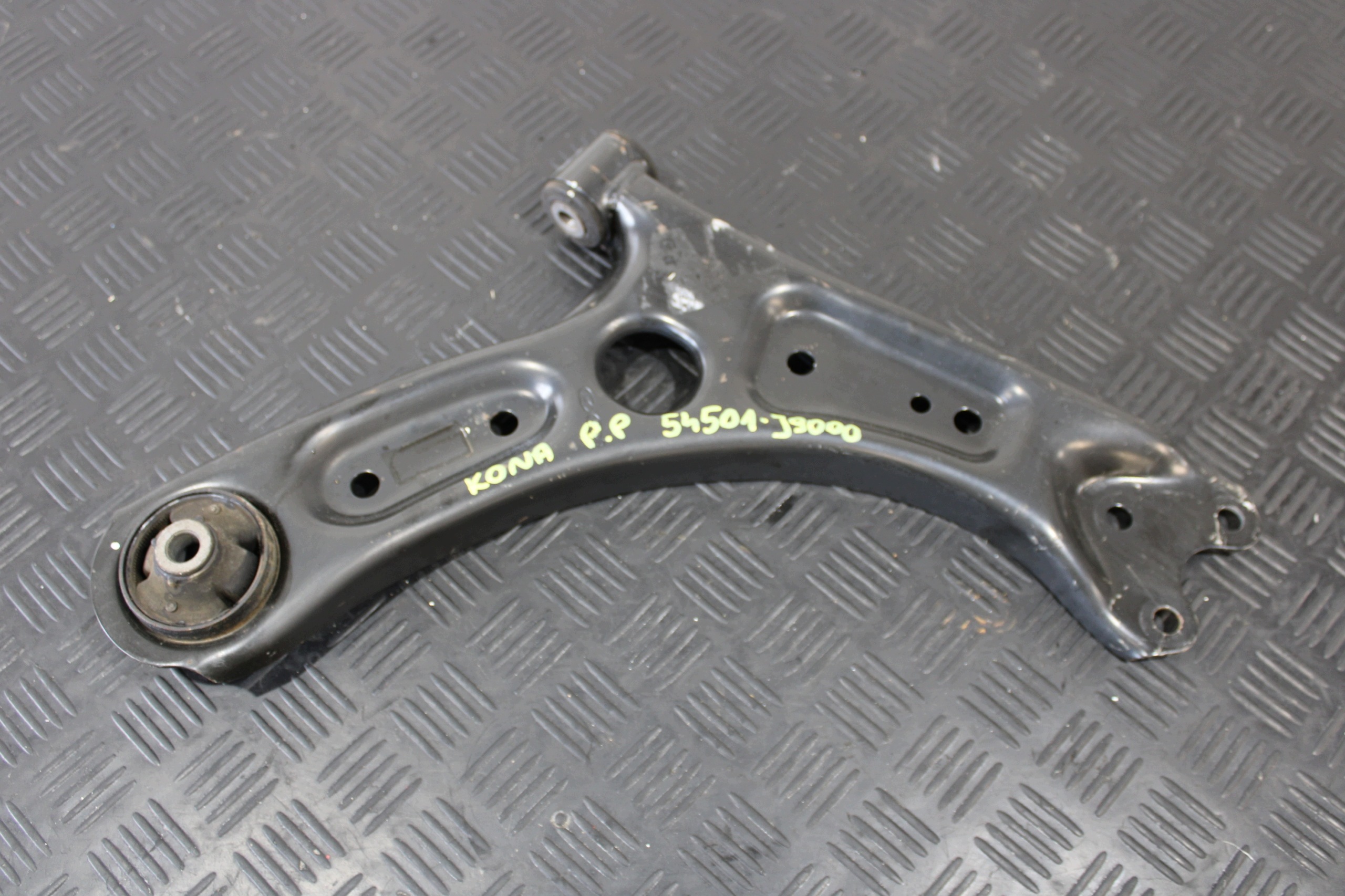 arm right front 54501-J9000 HYUNDAI KONA 1.6 CRDI