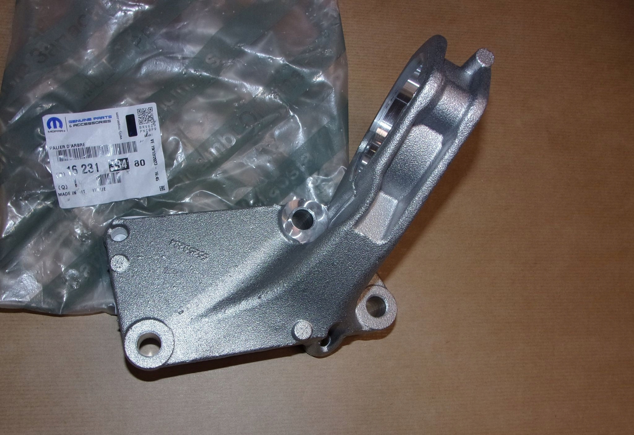 Podpěra Poloosy C Jumper III 2.2BLUEHDI 1623133480