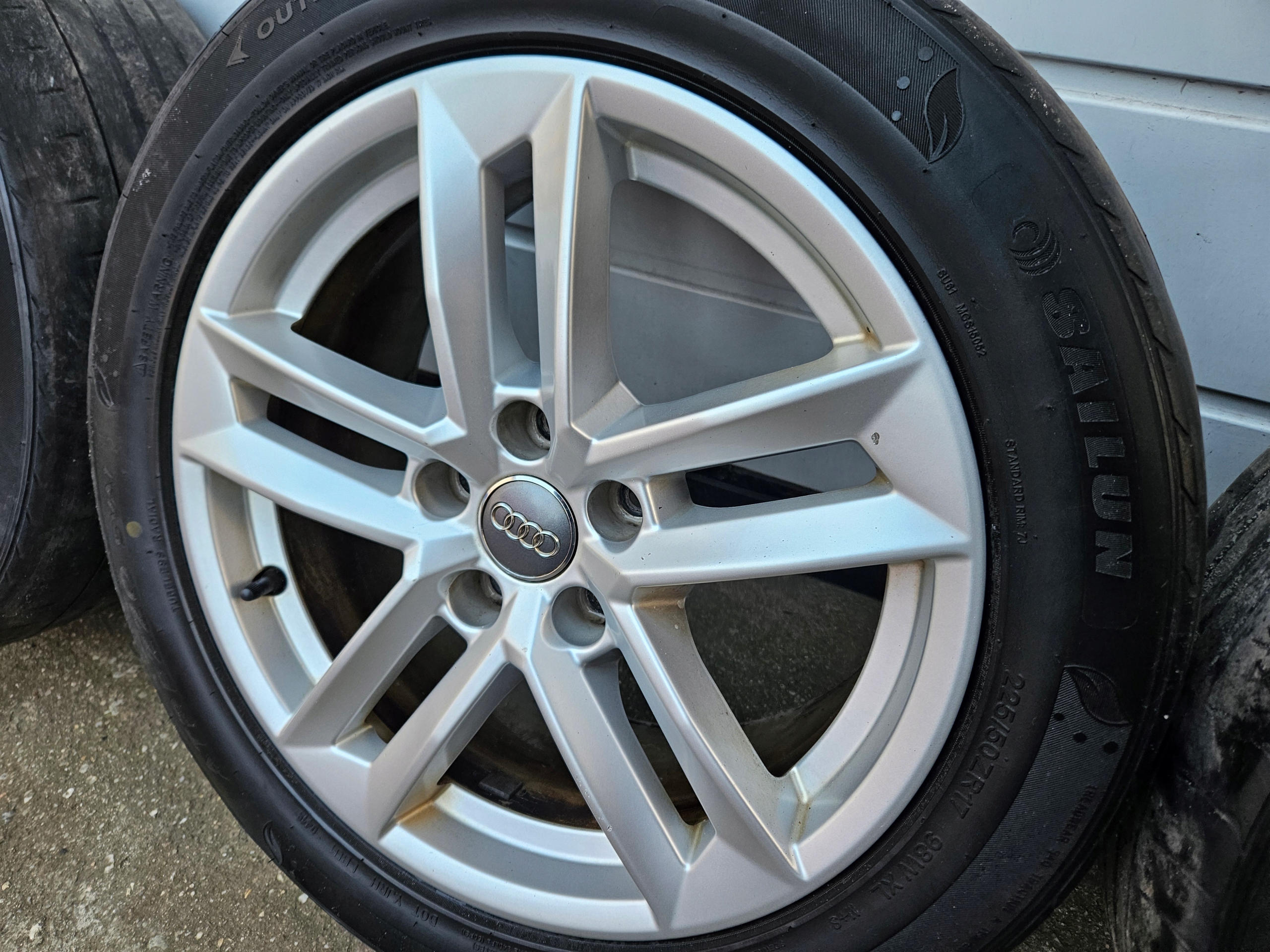 discs disc wheels AUDI A4 B9 8W "17 5X112 7,5J ET38 66,6 8W0601025E