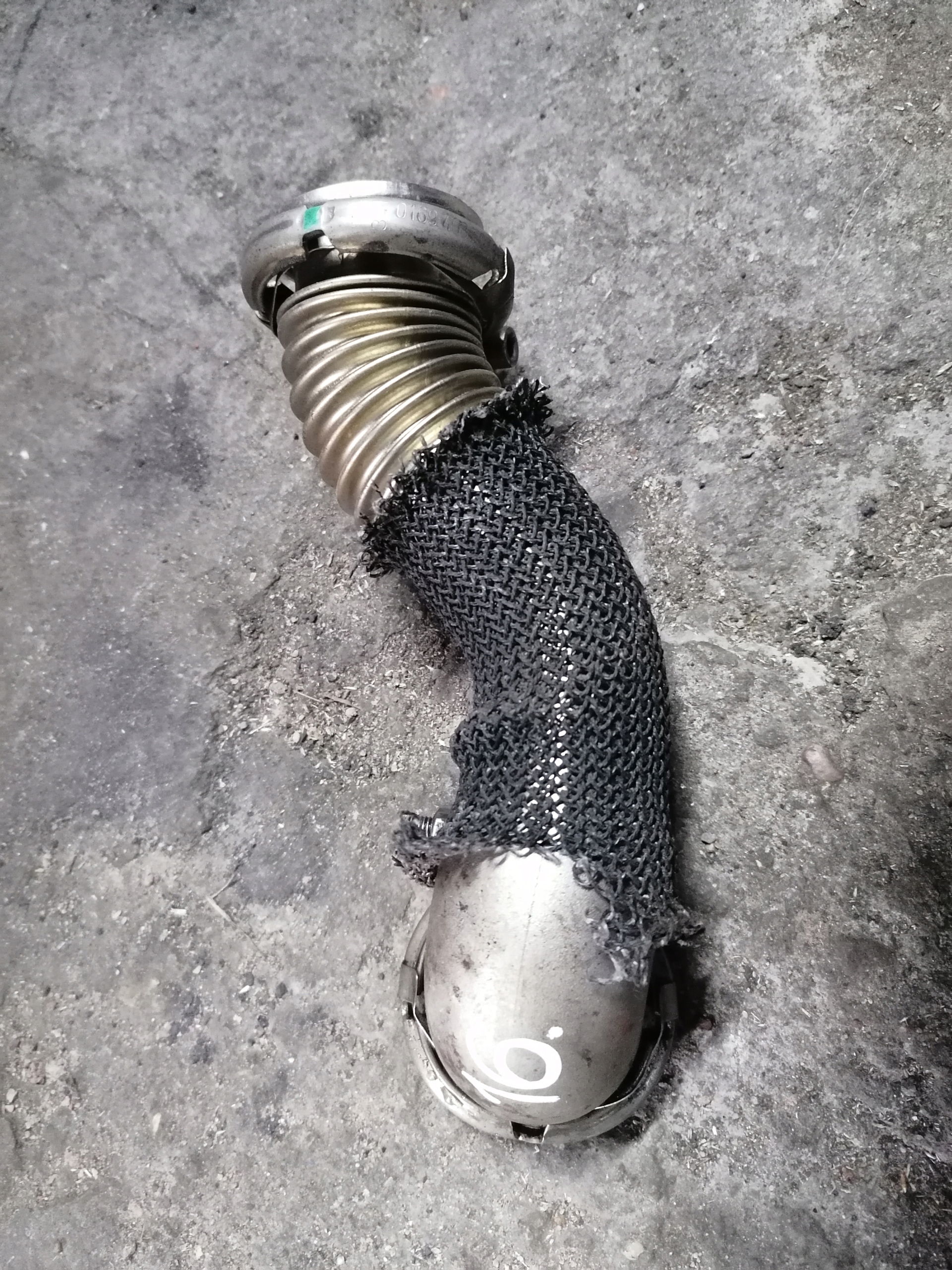 SUZUKI VITARA 1 6 DDIS RURA PRZEWOD EGR