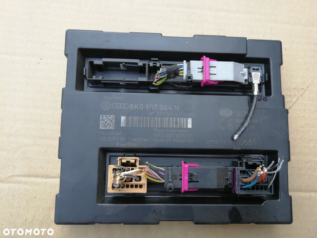 блок комфорта Audi A4 B8 A5 8T 8K0907064N 5DK009918-70