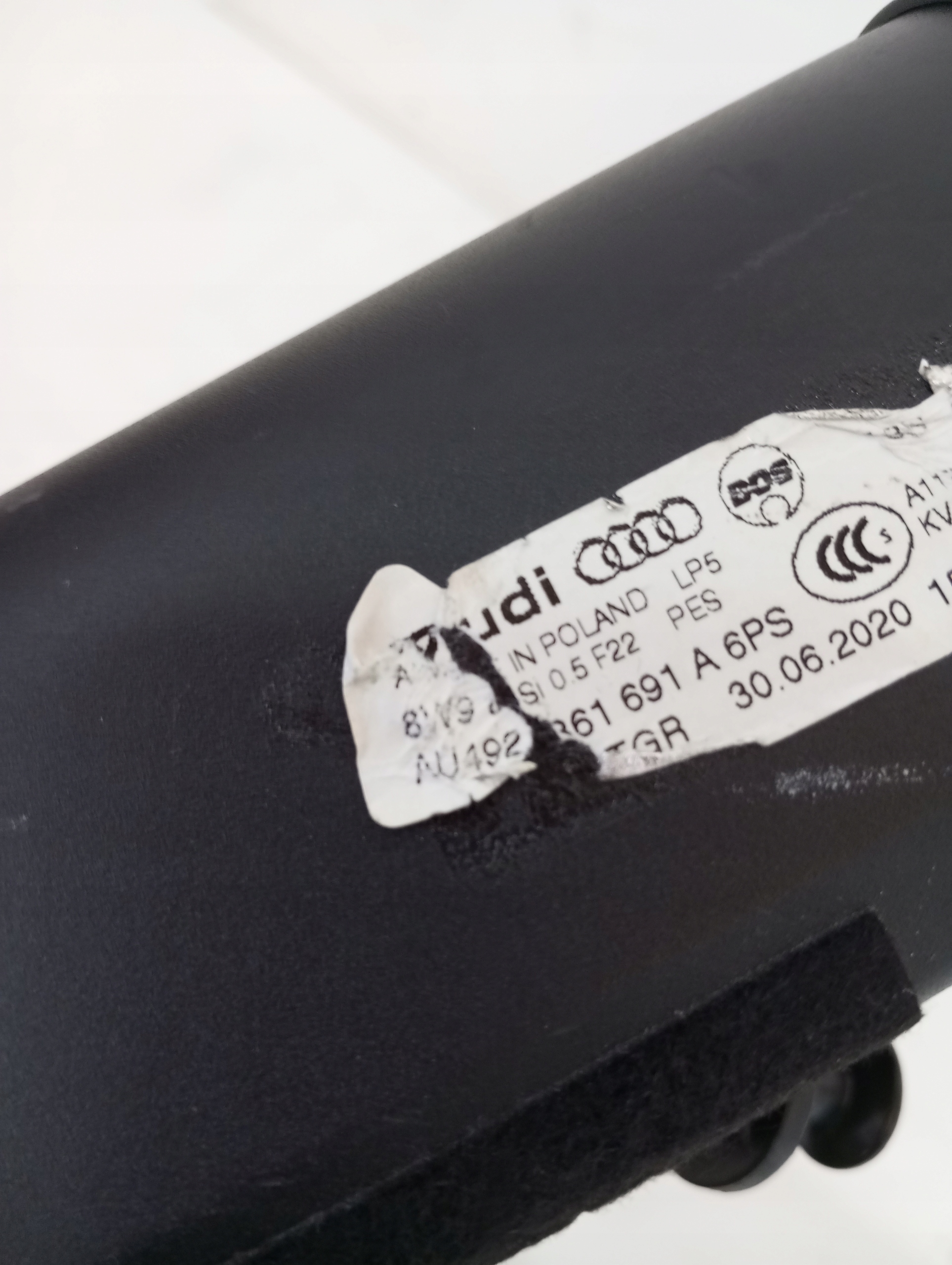 blinds boot net AUDI A4 8W9