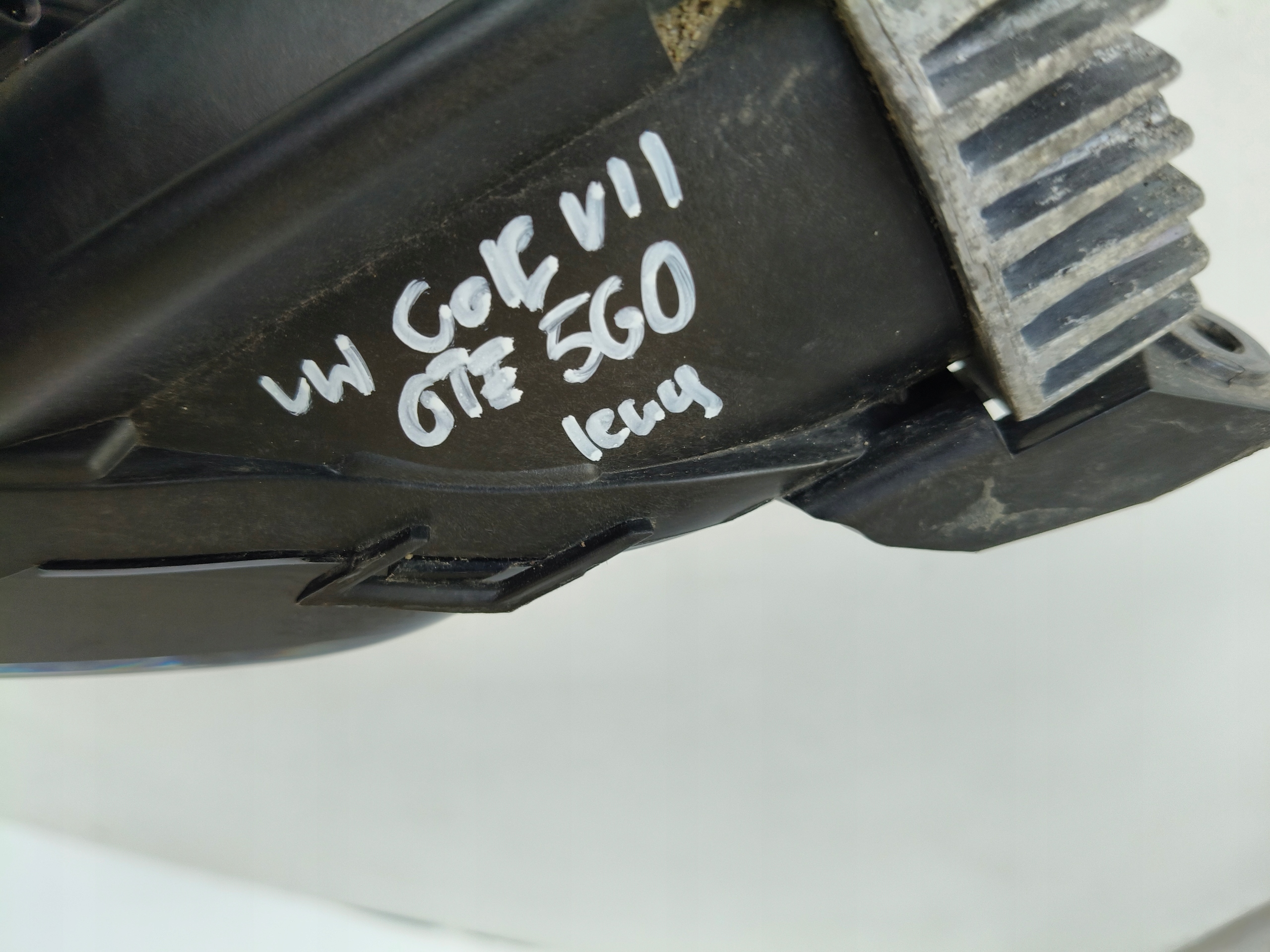 галоген левая vw GOLF VII 7 GTE 5GE led