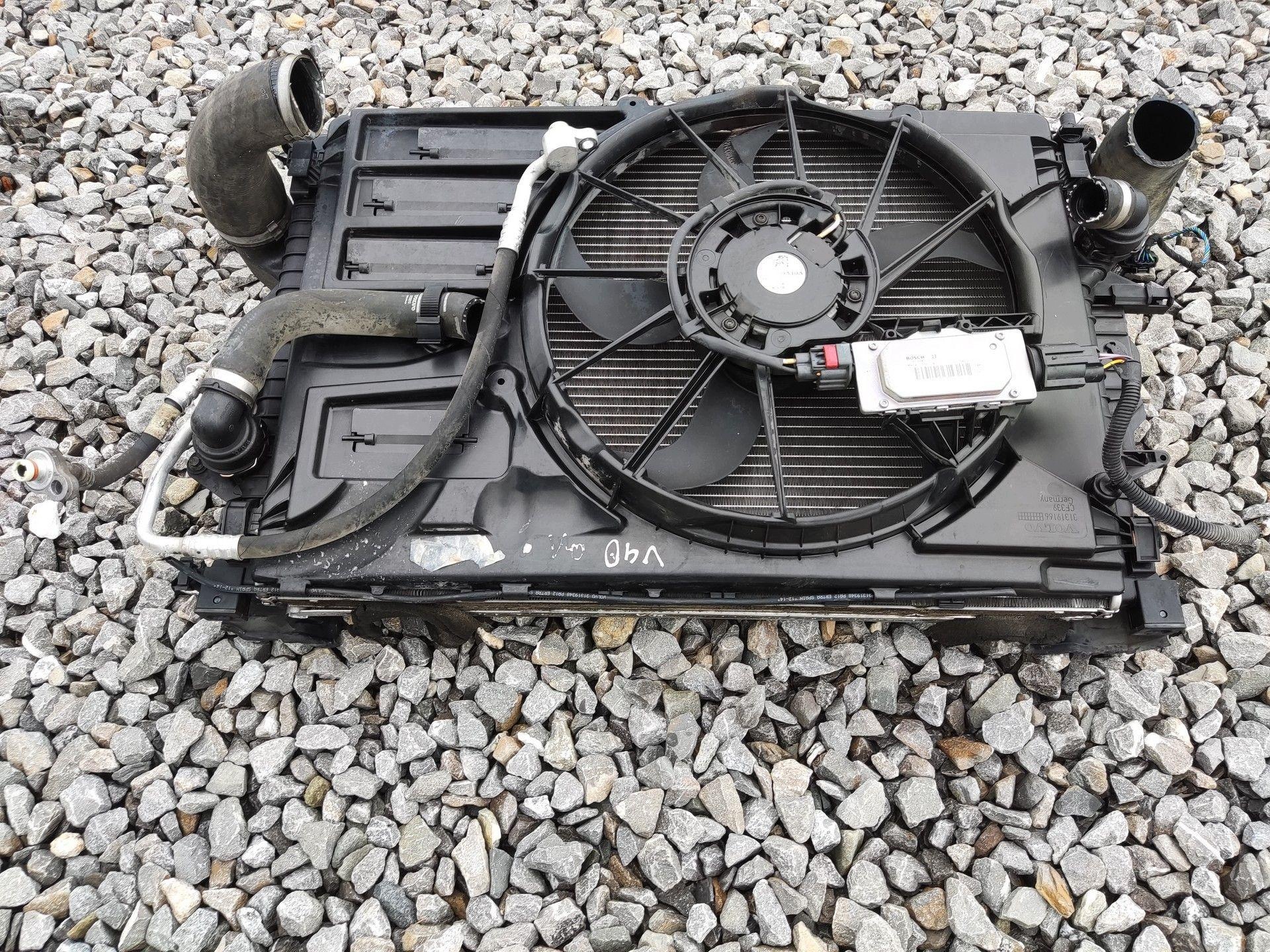 KOMPLET chladiče chladiče ventilátor VOLVO V40 II 2.0D 2012-2016
