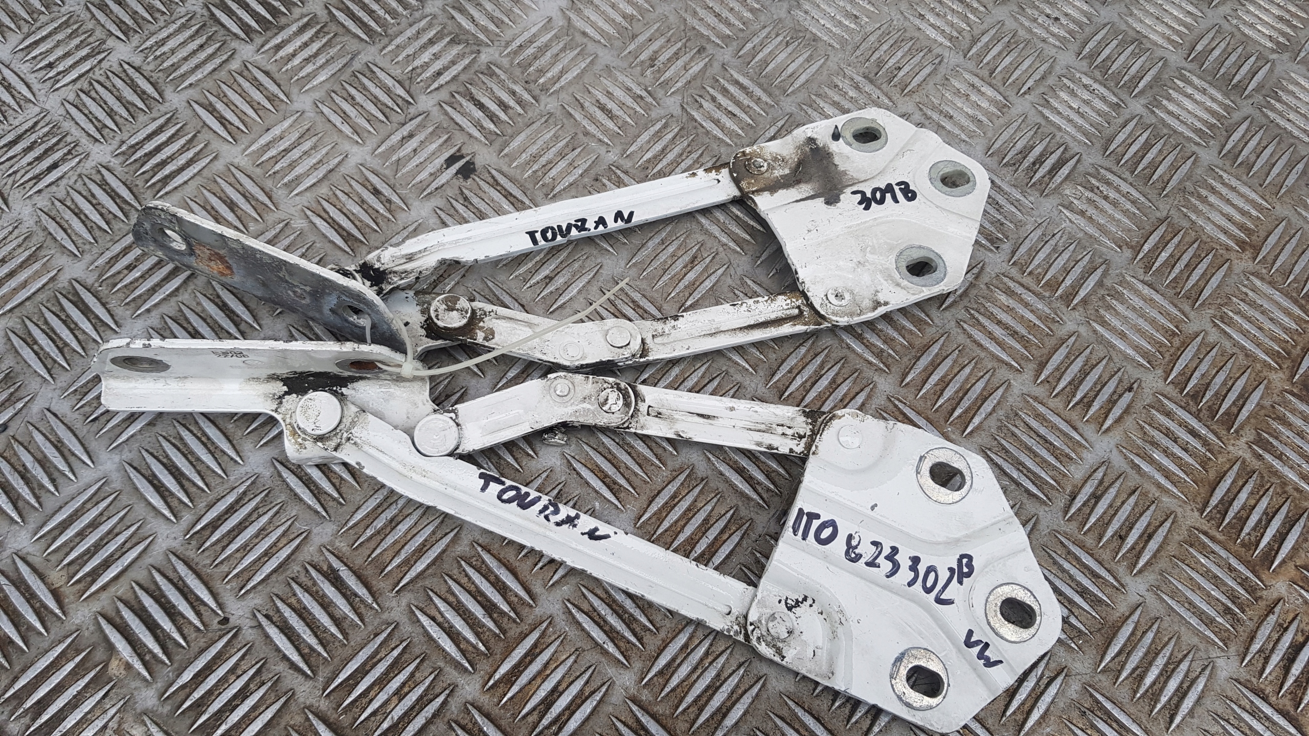VW TOURAN hinge bonnets left right