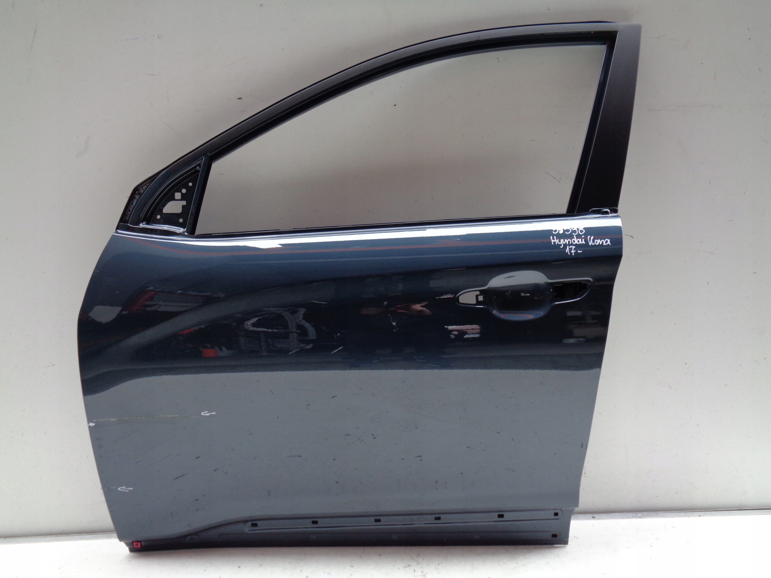 door left front HYUNDAI KONA 17- NR 39598