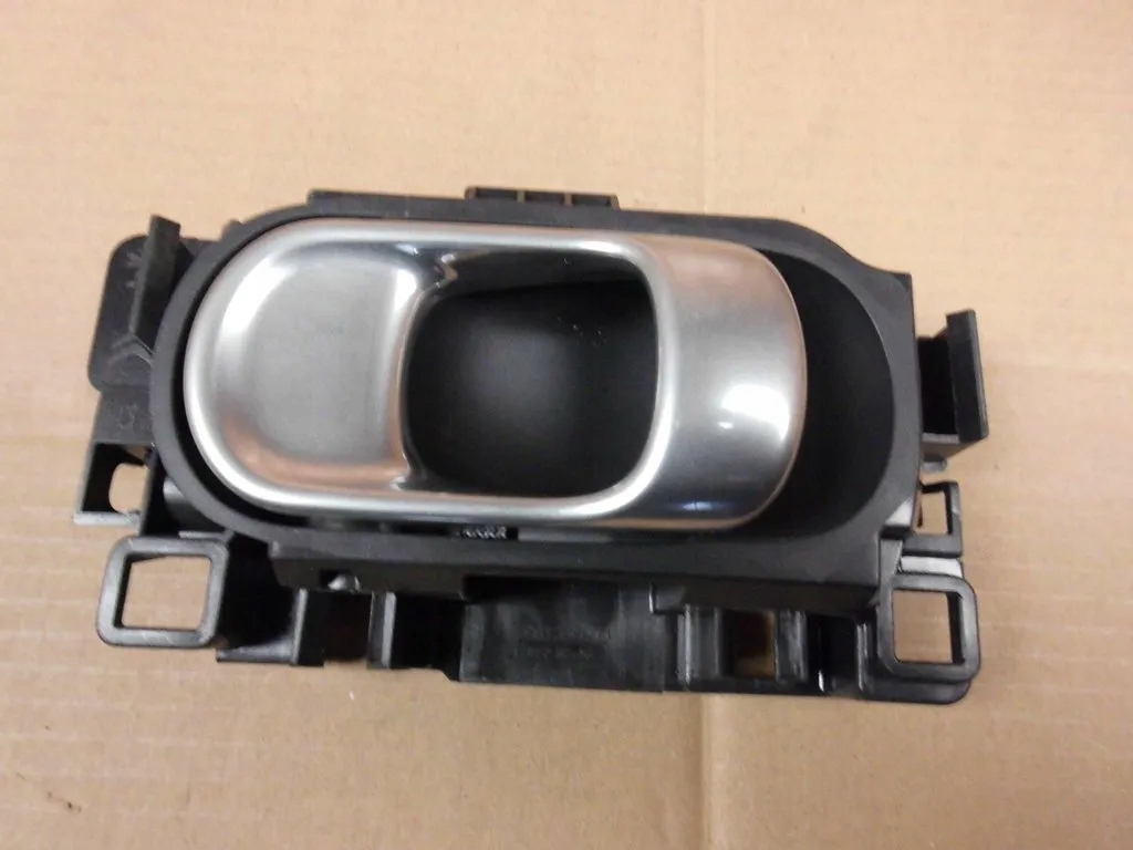 Citroen C4 Cactus 2016 handle door left rear part