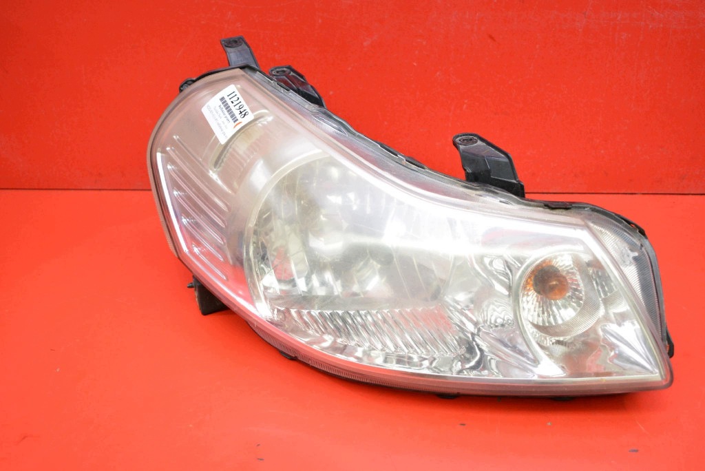 REFLEKTOR right light front EU SUZUKI SX4 1 and 06-14