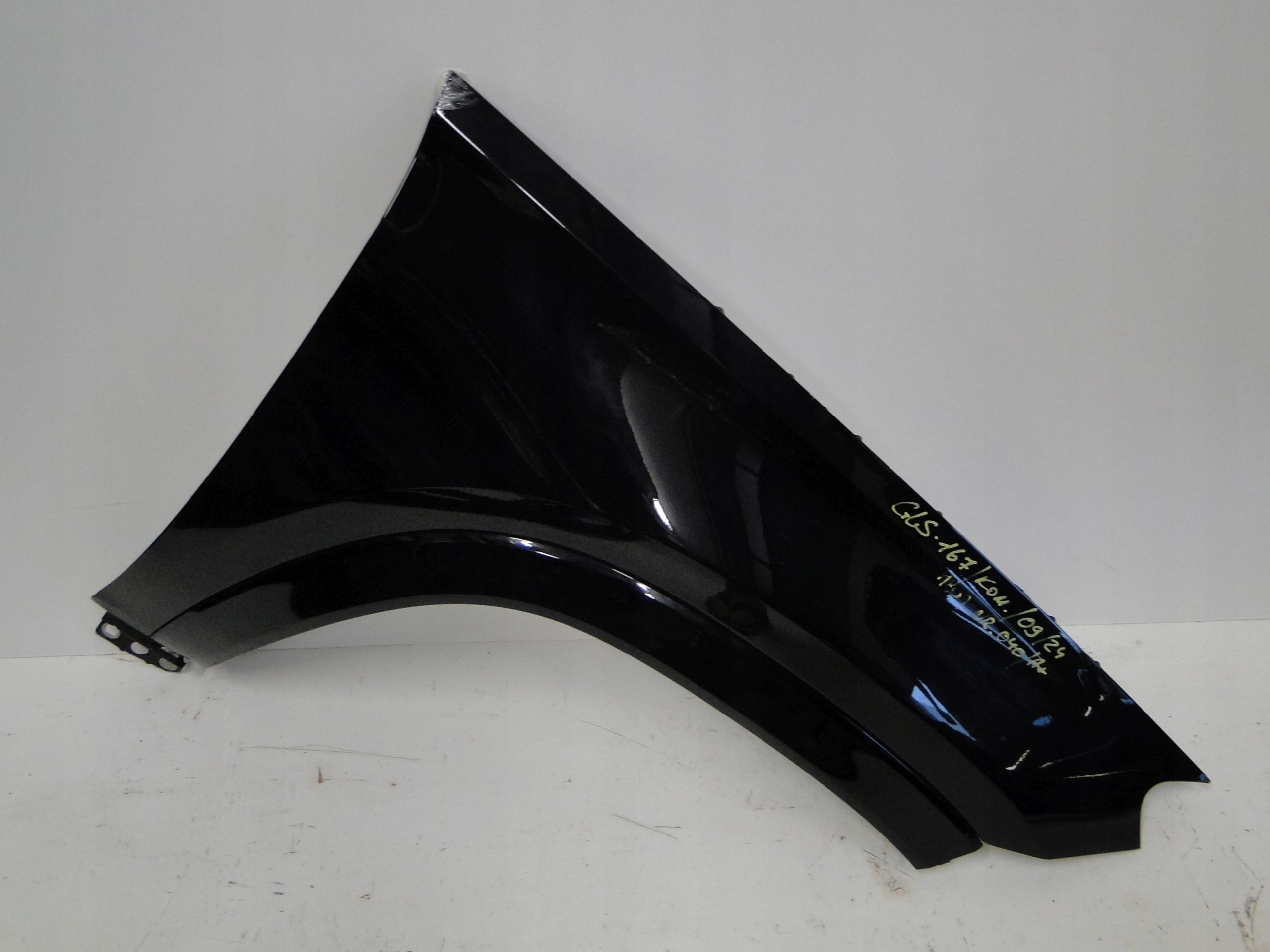 MERCEDES GLS X167 167 BŁOTNIK PRZÓD PRZEDNI PRAWY + LISTWA AMG Producent części Mercedes-Benz OE