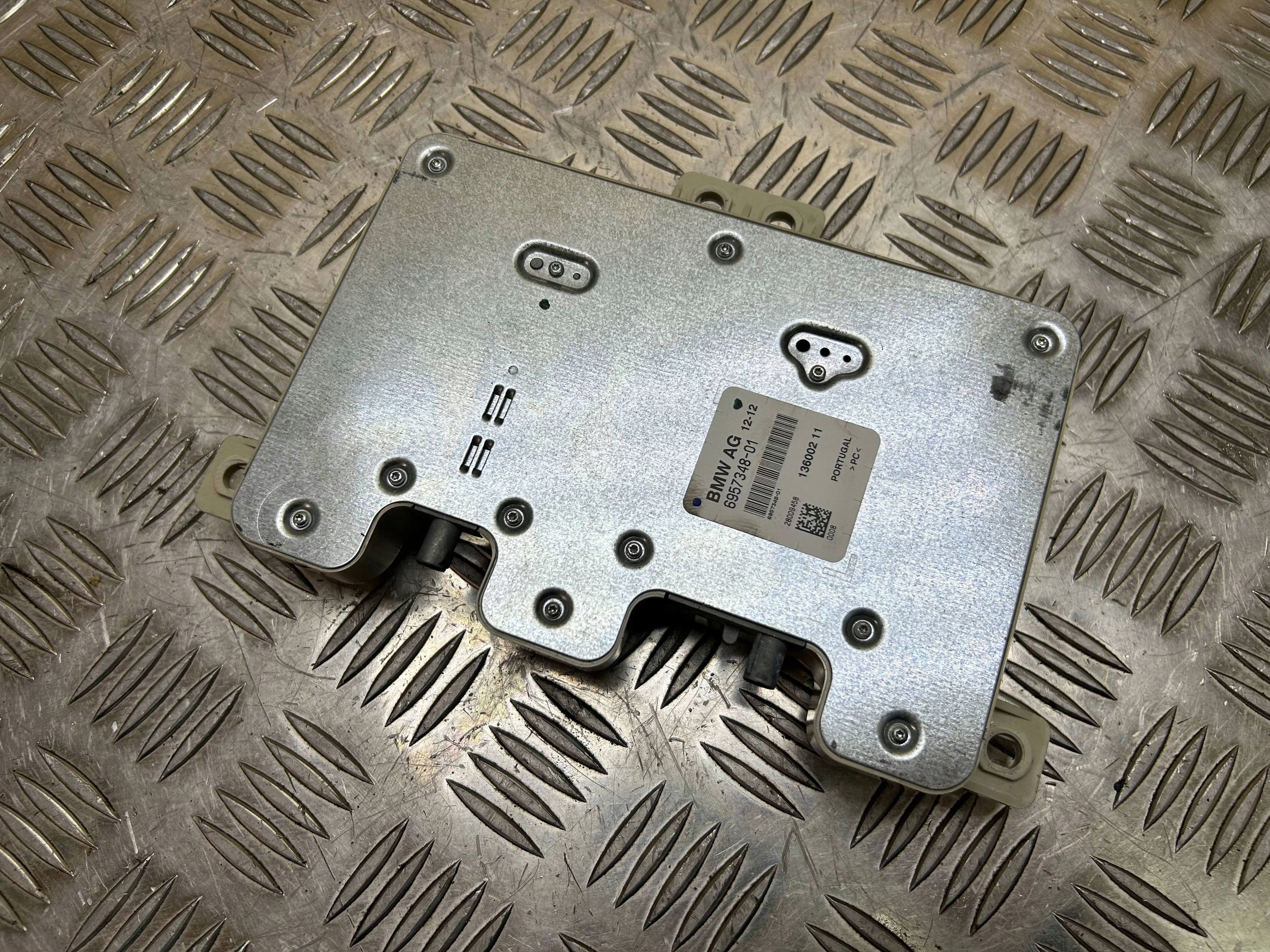 amplifier anteny BMW 6 F06 Gran coupe 2013 6957348