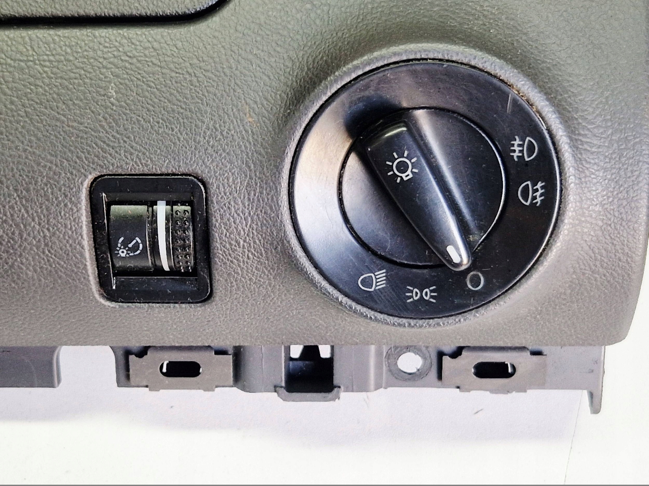 passenger compartment consoles light switch Volkswagen Sharan MK1 LIFT 7M3858903E