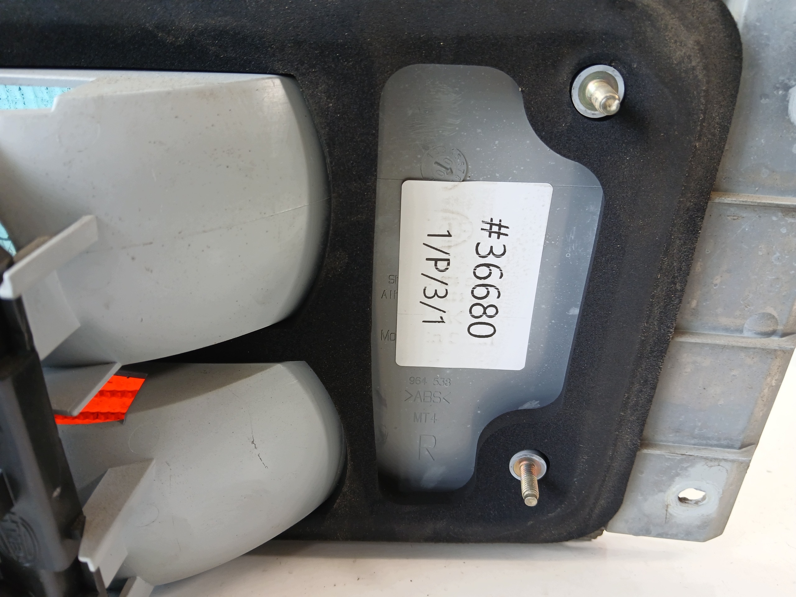 VW SHARAN and LIFT light right rear part trunk door cap