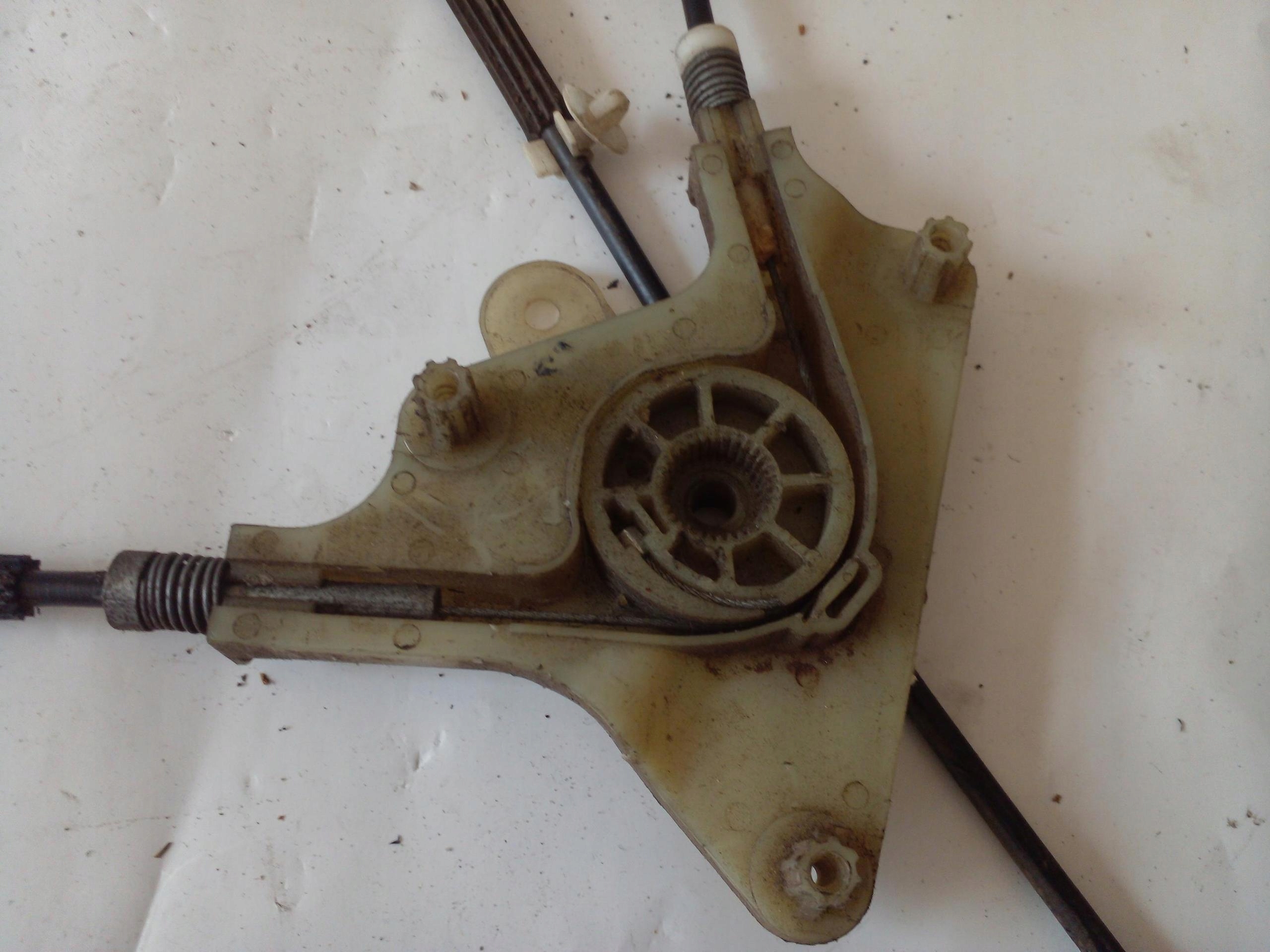 window regulator right front RENAULT LAGUNA III