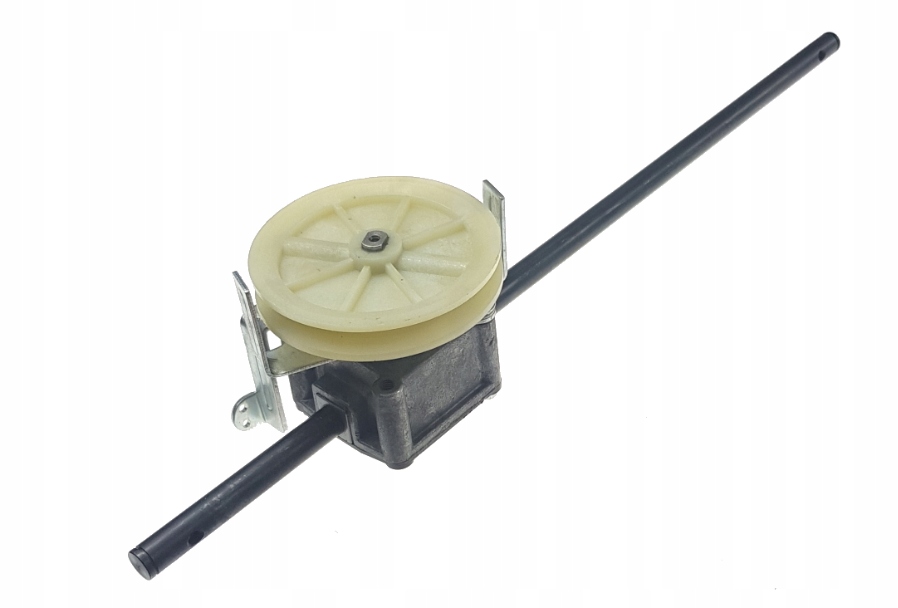 Przekładnia Napędu Kosiarki Master Cut S51 Dł 475MM