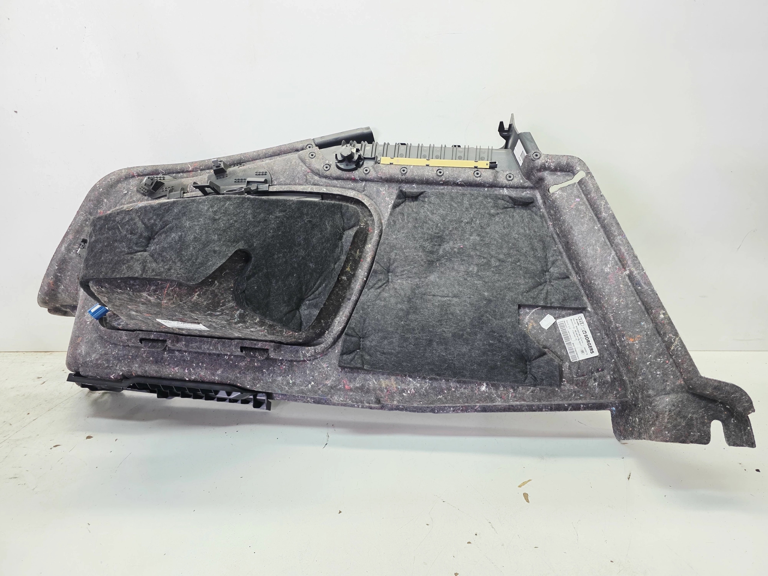 boot upholstery right rear part AUDI A5 8W SPORTBACK 8W8863880D KTH