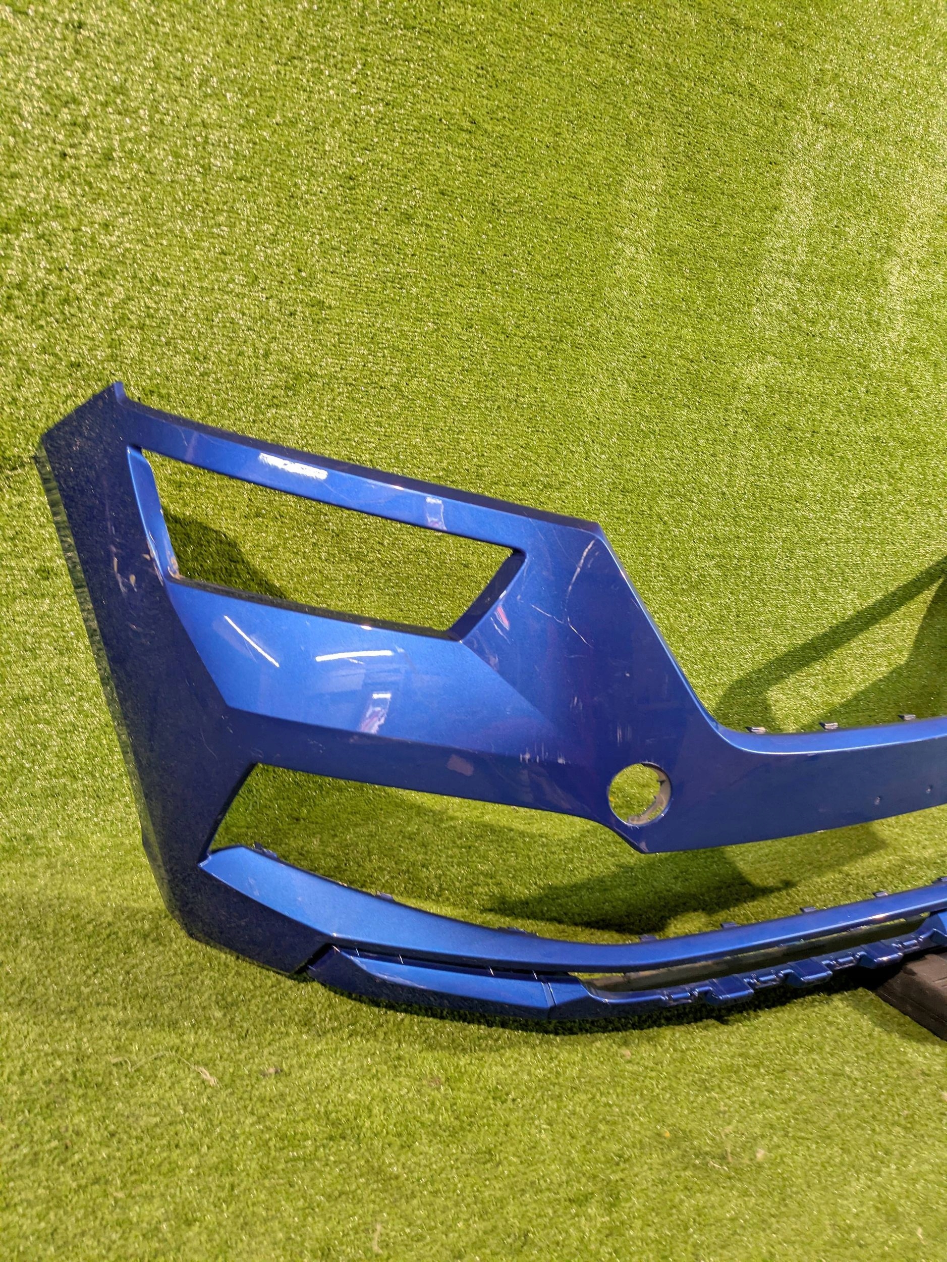 front bumper front SKODA KAMIQ NR.8327