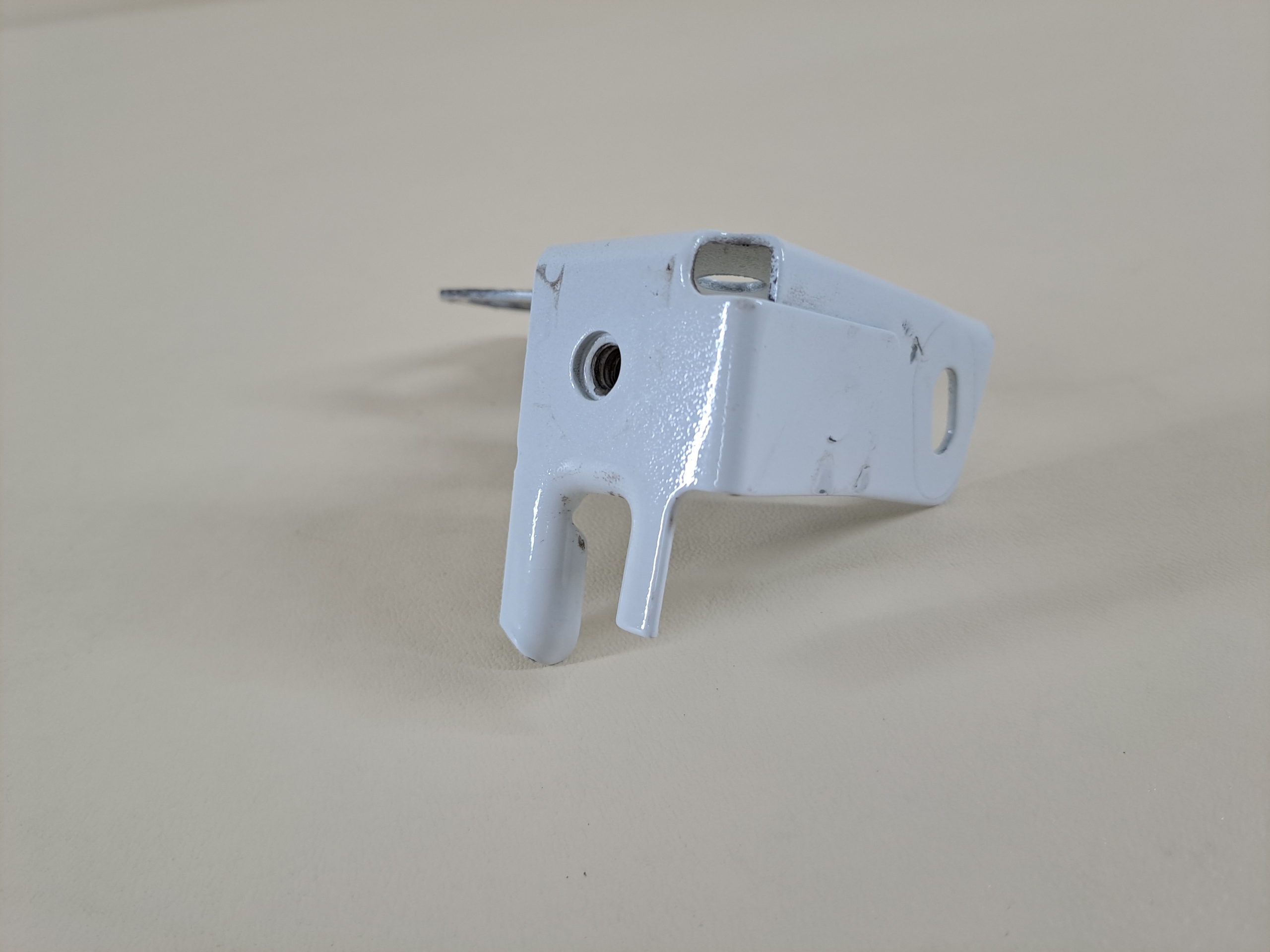 console holder supports front right OV369 DACIA LOGAN III 3 SANDERO 21r