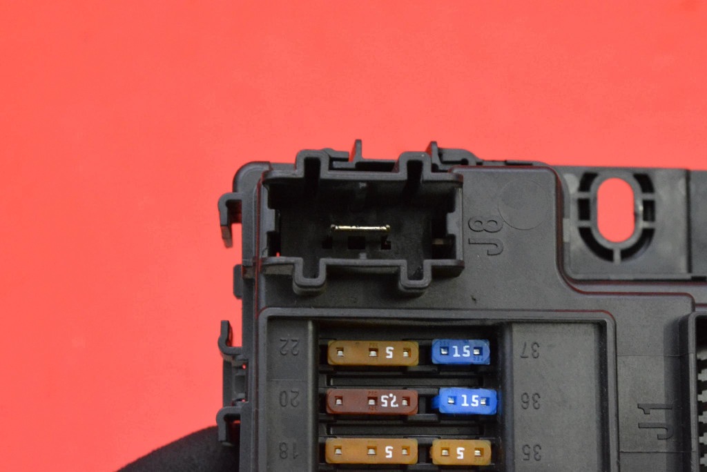 compartment module BCM FU5T-15604-BFC FORD MONDEO MK5 2.0 TDCI 180 KM 14-20