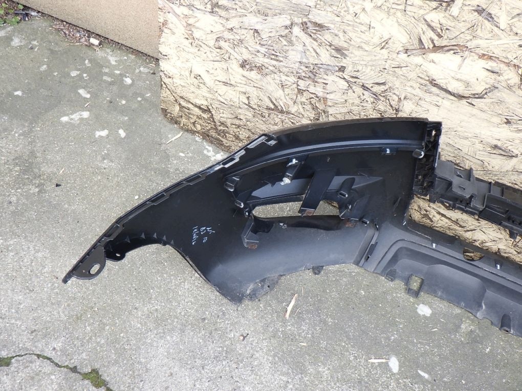 FORD RANGER LIFT 15- without PDC front bumper