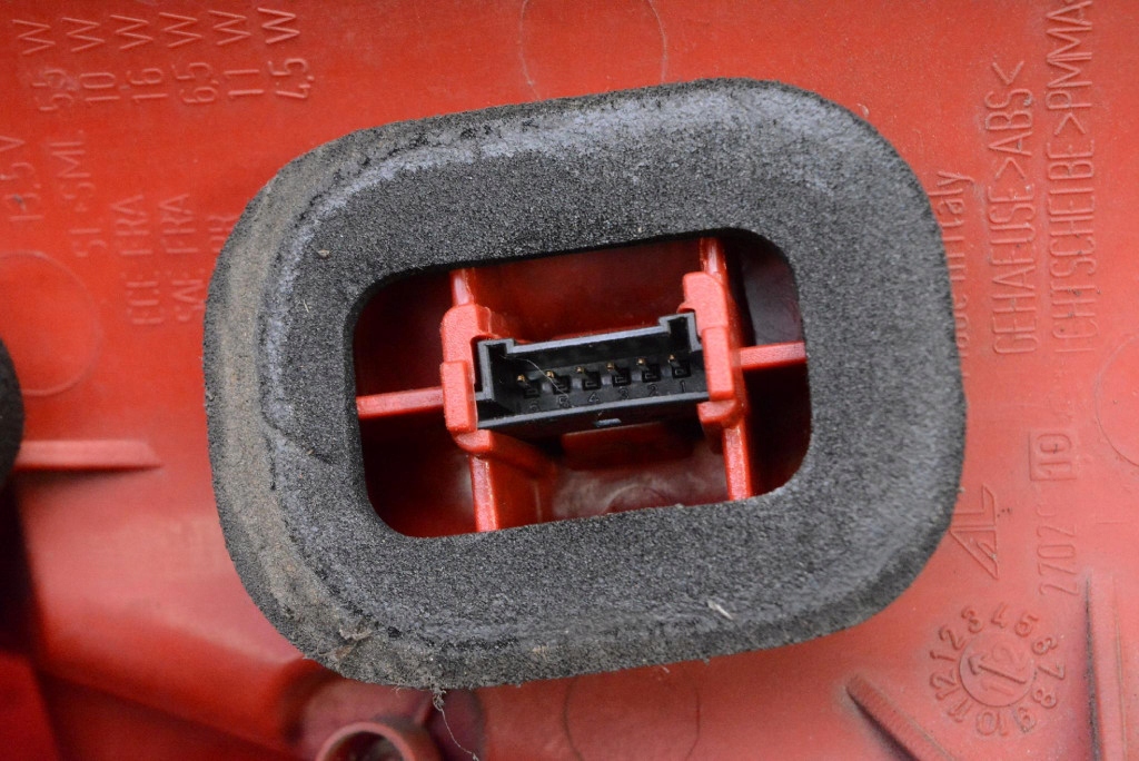 light left rear part rear 7182197 BMW F01 08-12