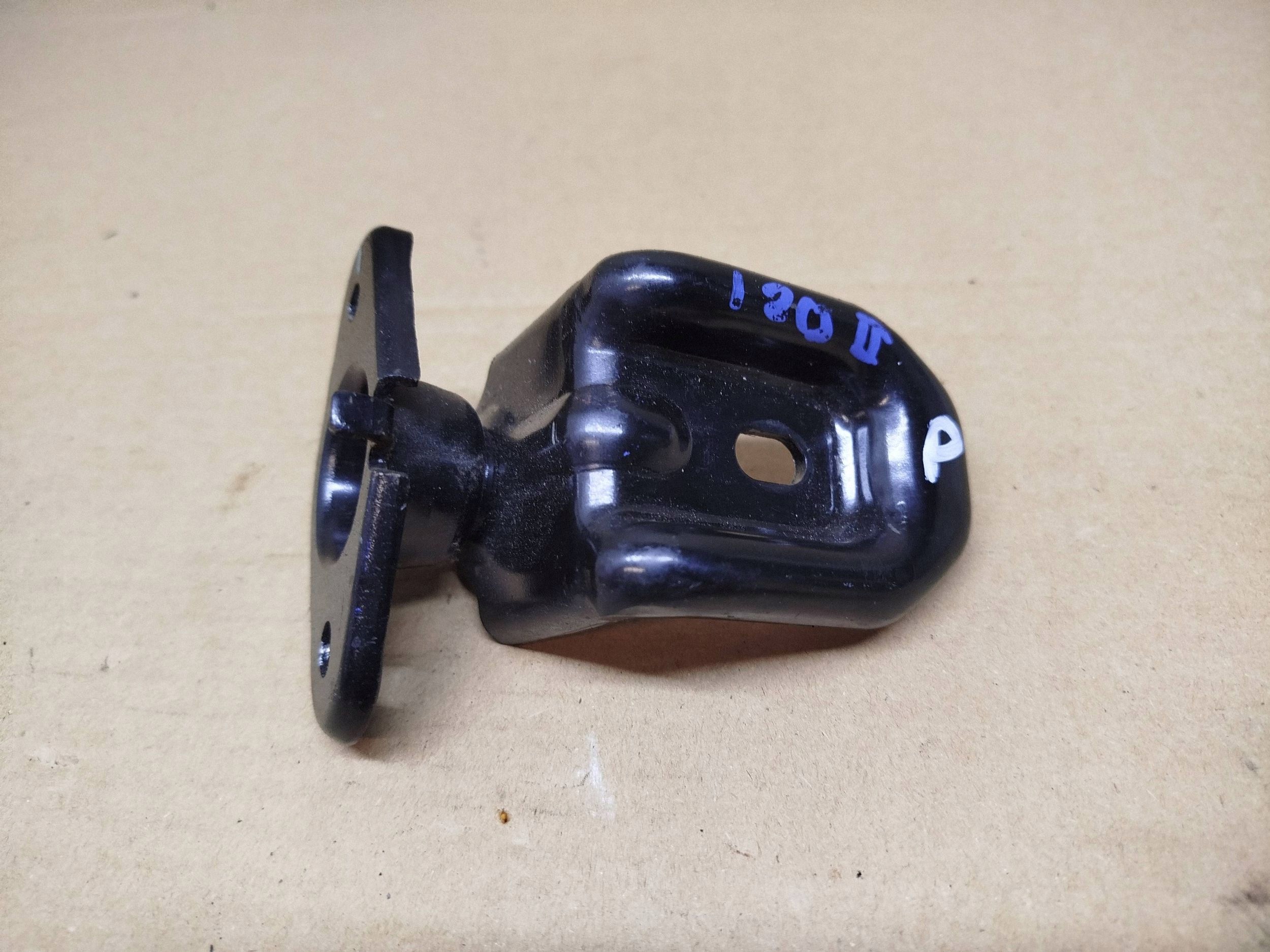 HYUNDAI I20 II Halter Sitz heck KOMPLET SOFIX 2019R