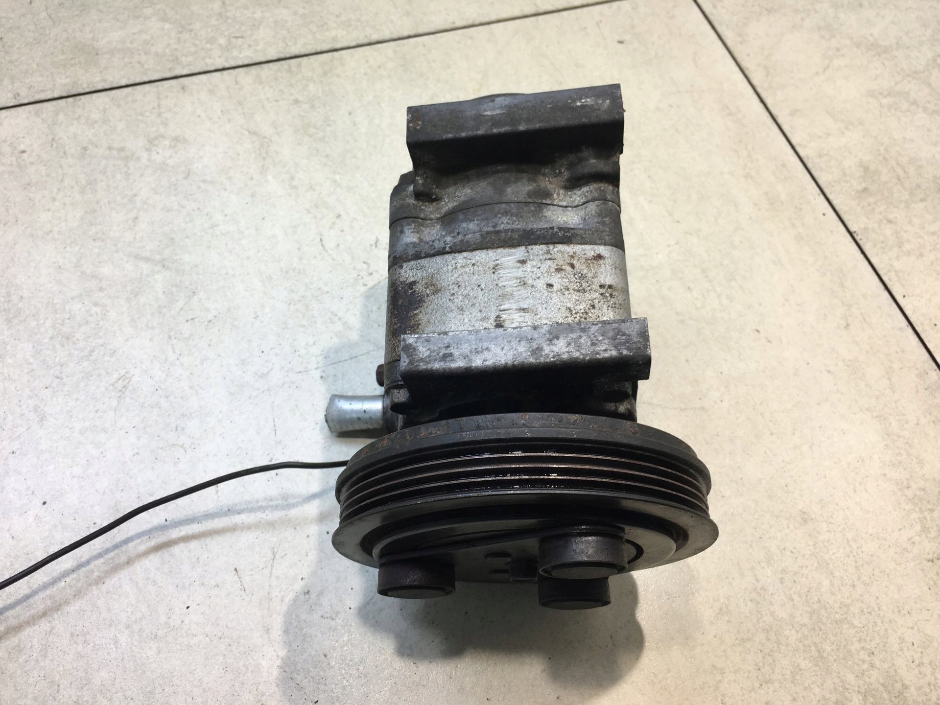 Klimakompressor klimaanlage MAZDA 323F BJ 1.6 H12A1AA4D