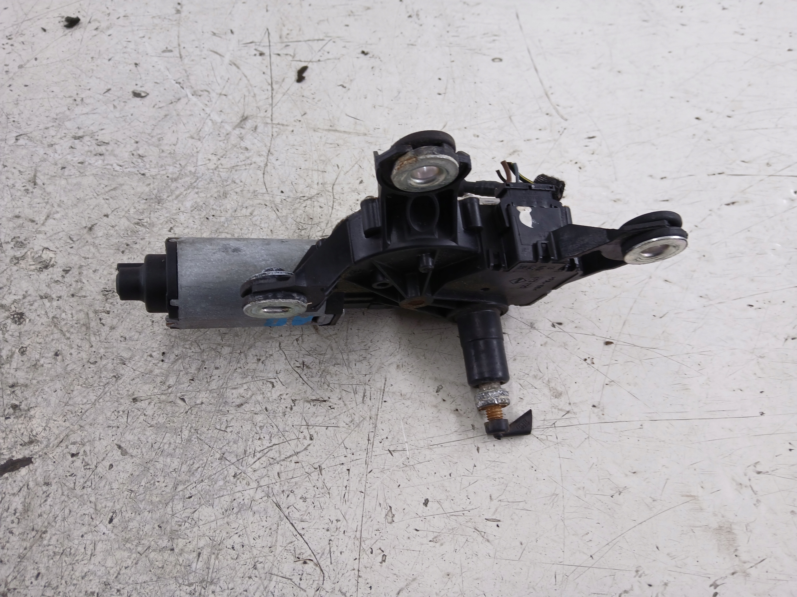 AUDI A4 B6 KOMBI AVANT törlö far 8E9955711E