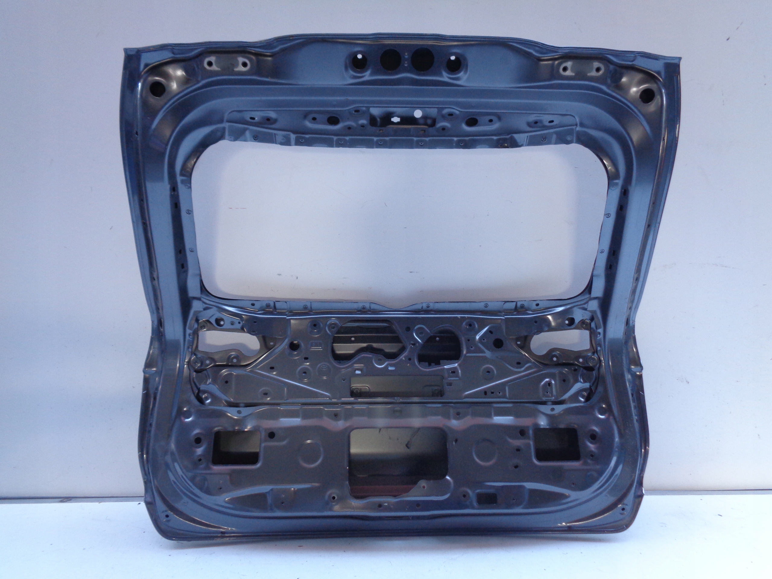 boot doors TOYOTA RAV 4 V 19- NR 31681
