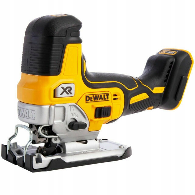 Akumulátorová přímočará pila DeWalt DCS335N na 18V baterie, výkonná
