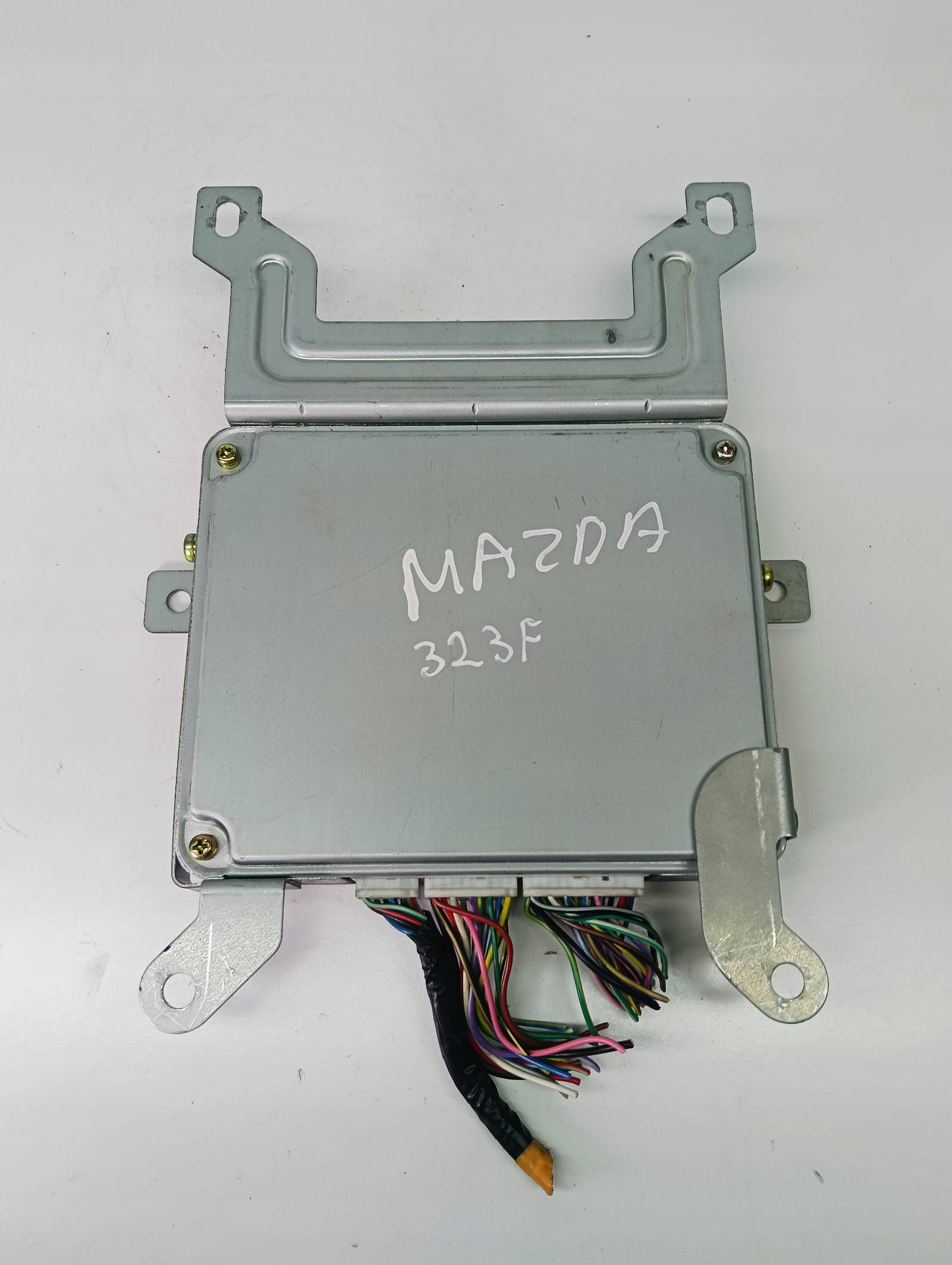 control unit of the engine MAZDA 323F ZM39 279700-1341