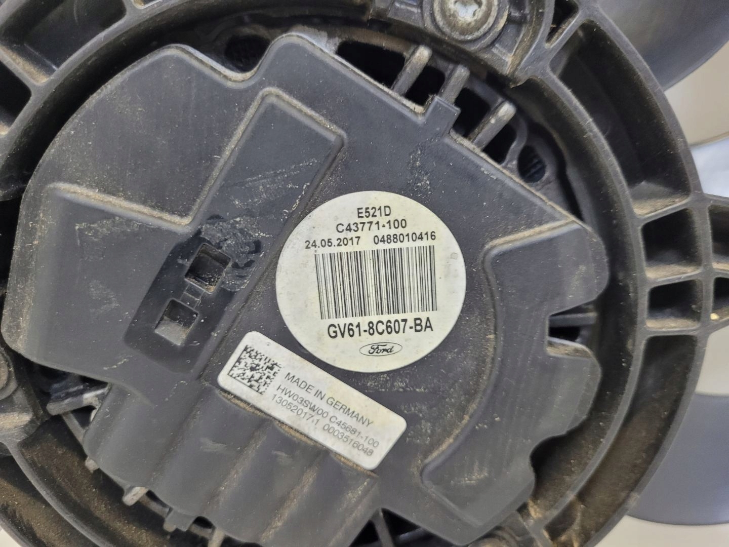 ventilátor chladiče Ford Kuga 2 2016 GV61-8C607-AB