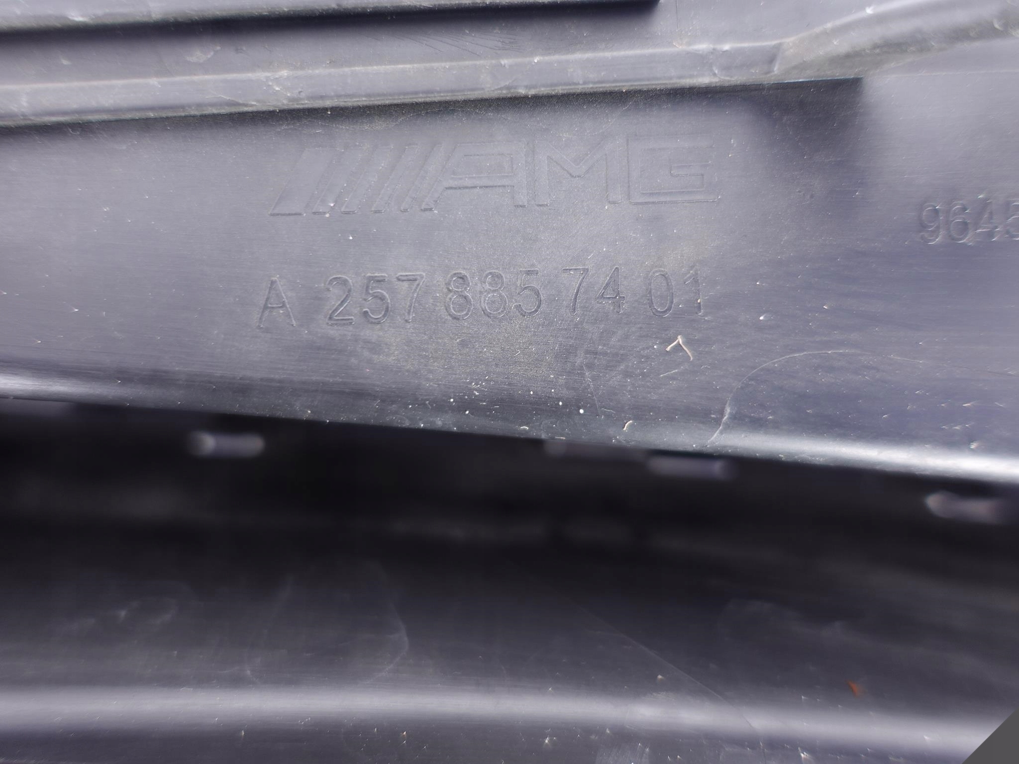 MERCEDES CLS C257 W257 AMG 5.3 17- grid right