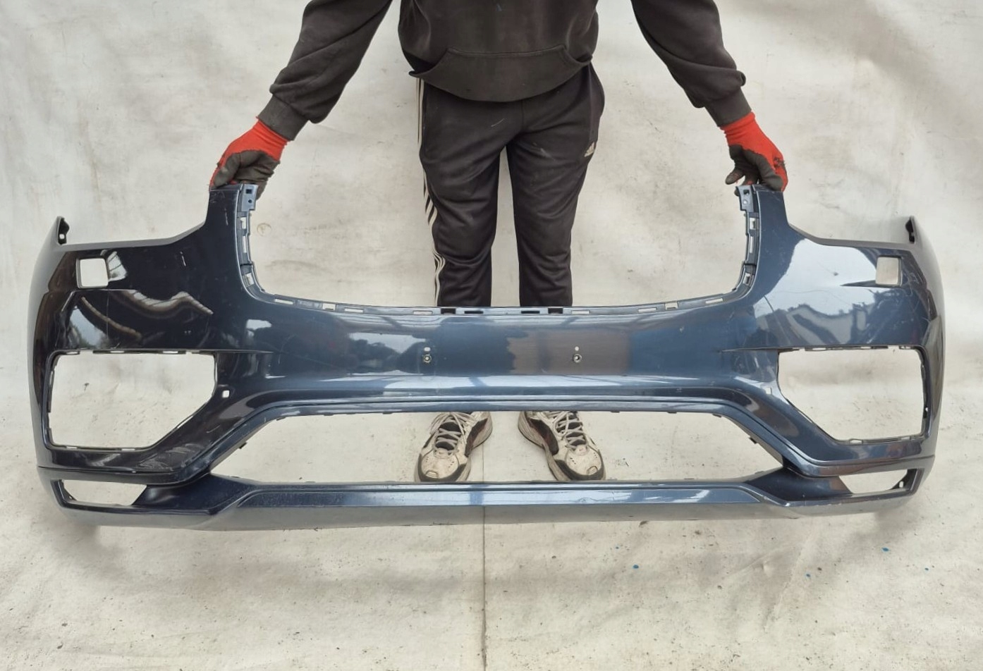VOLVO XC90 II LIFT 19- bumper front front PDC SPR 31690641