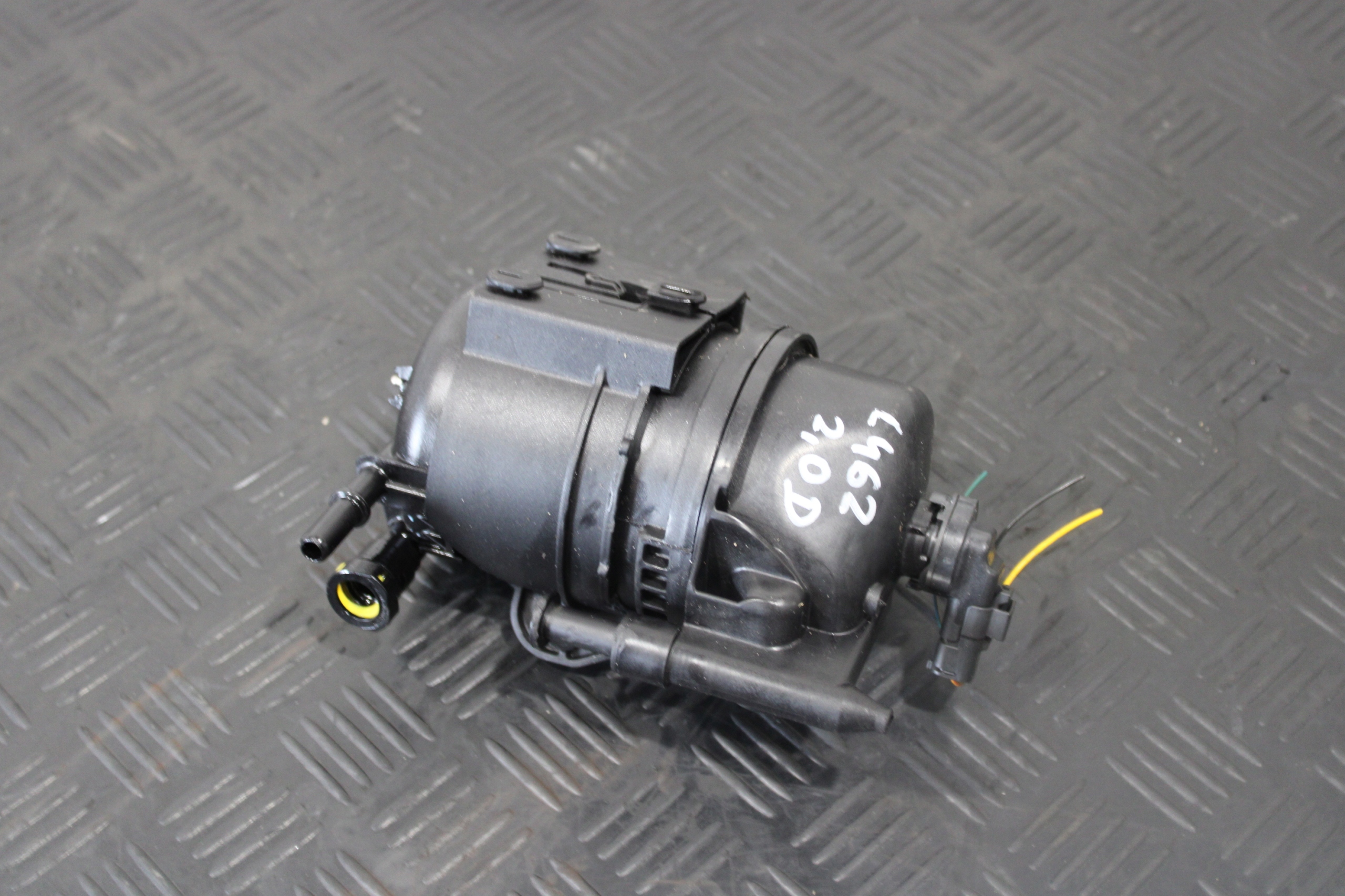 Gehäuse filter des Kraftstoffsbehälters DISCOVERY V 5 L462