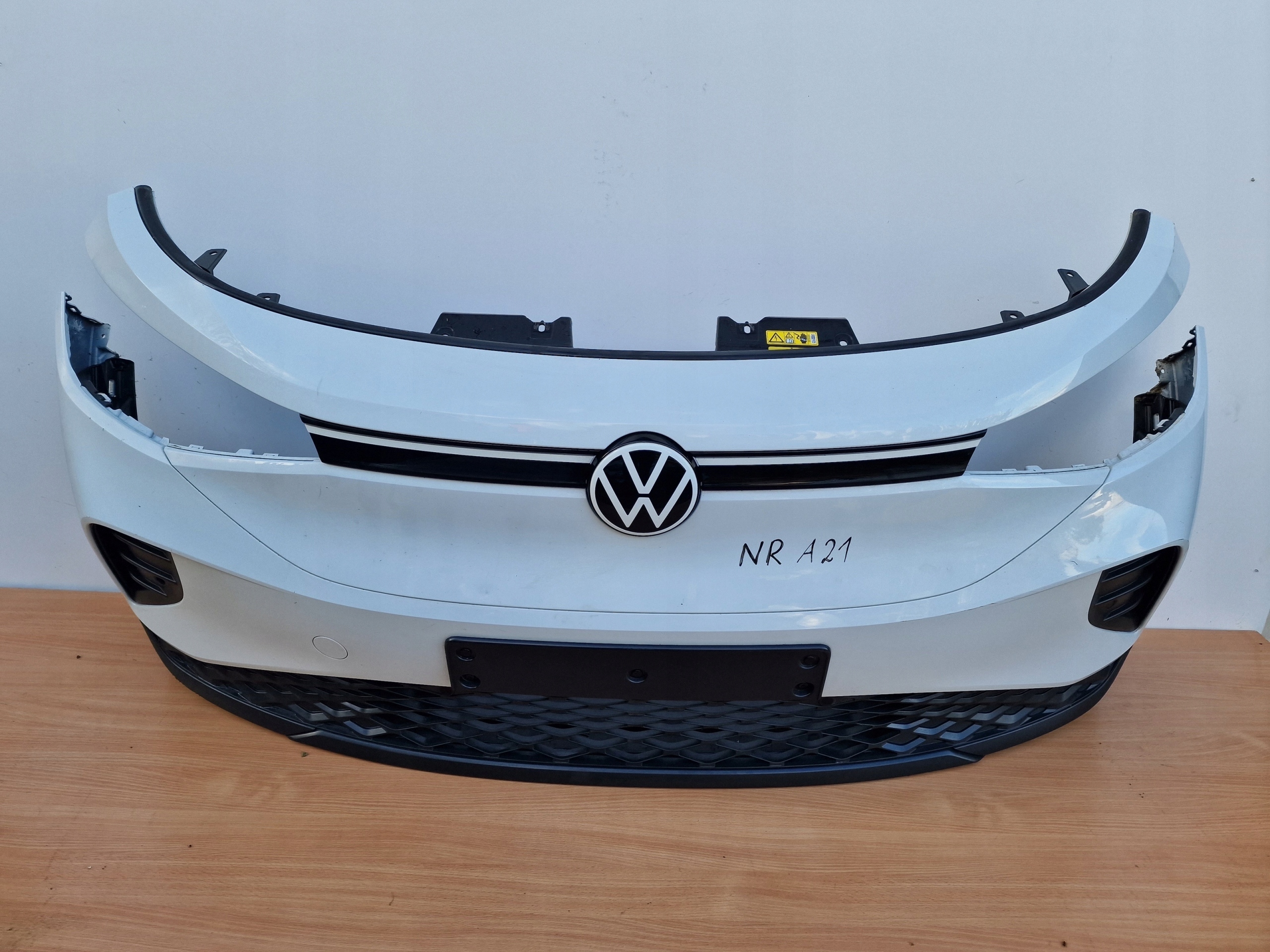 VW ID4 ID-4 bumper front new original BIALY OE