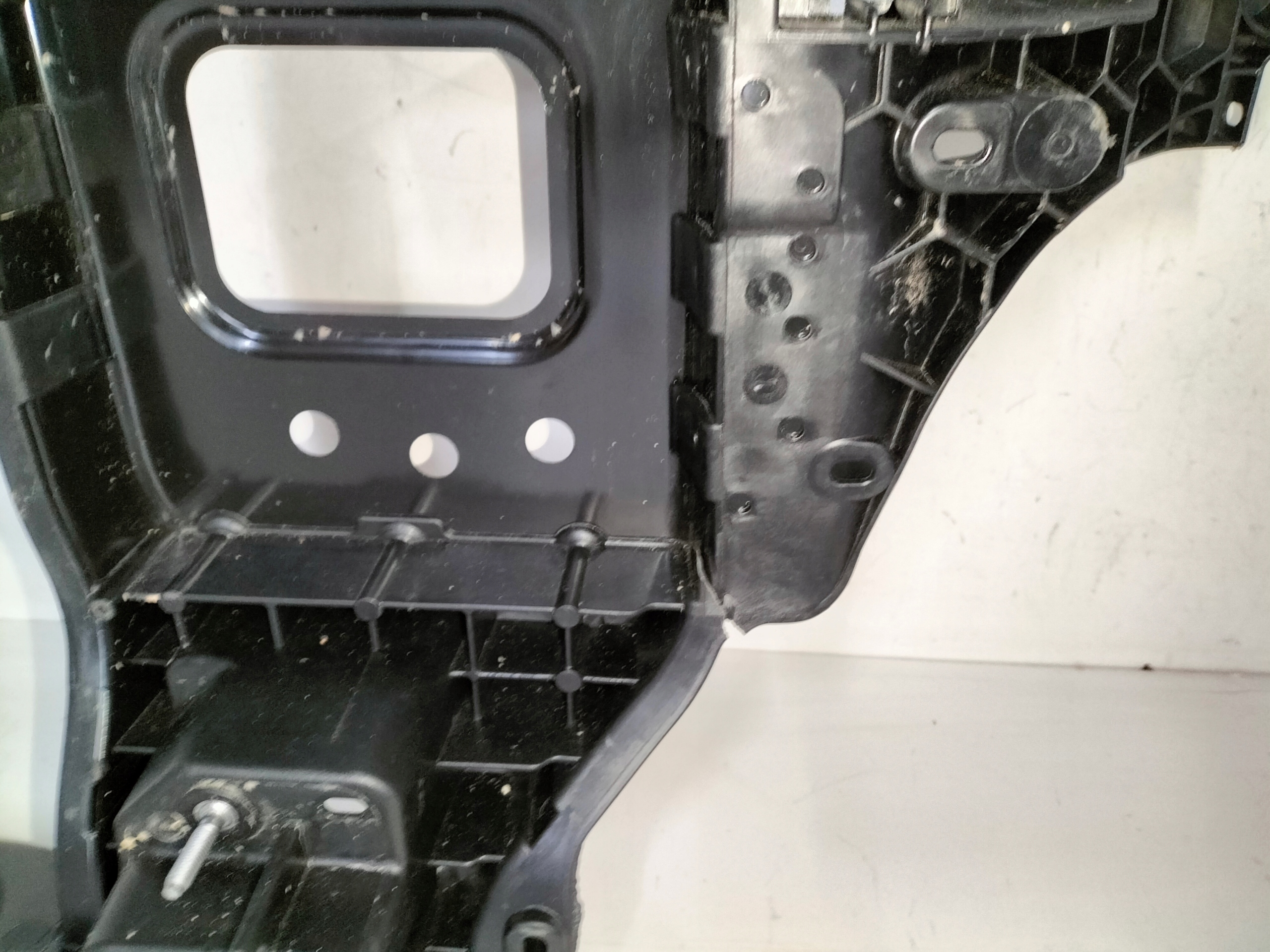 support panel for radiators pillar front KIA SPORTAGE 5 V 21