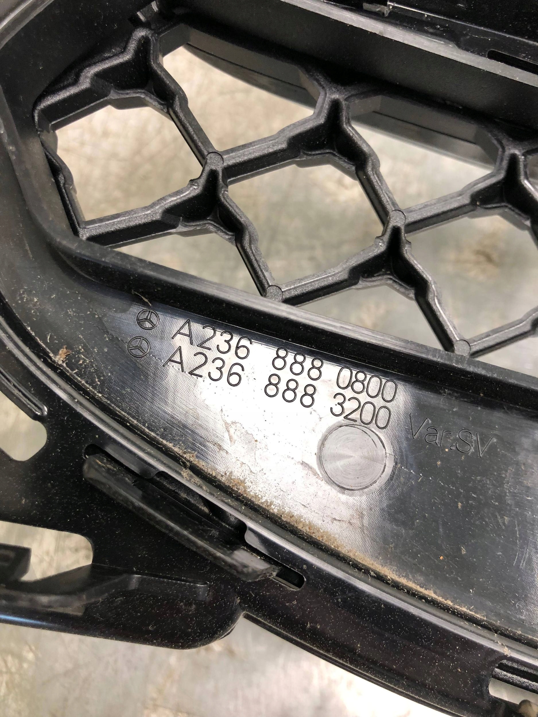 Grill Grill KAMERA PDC MERCEDES W236 C236 A2368880800