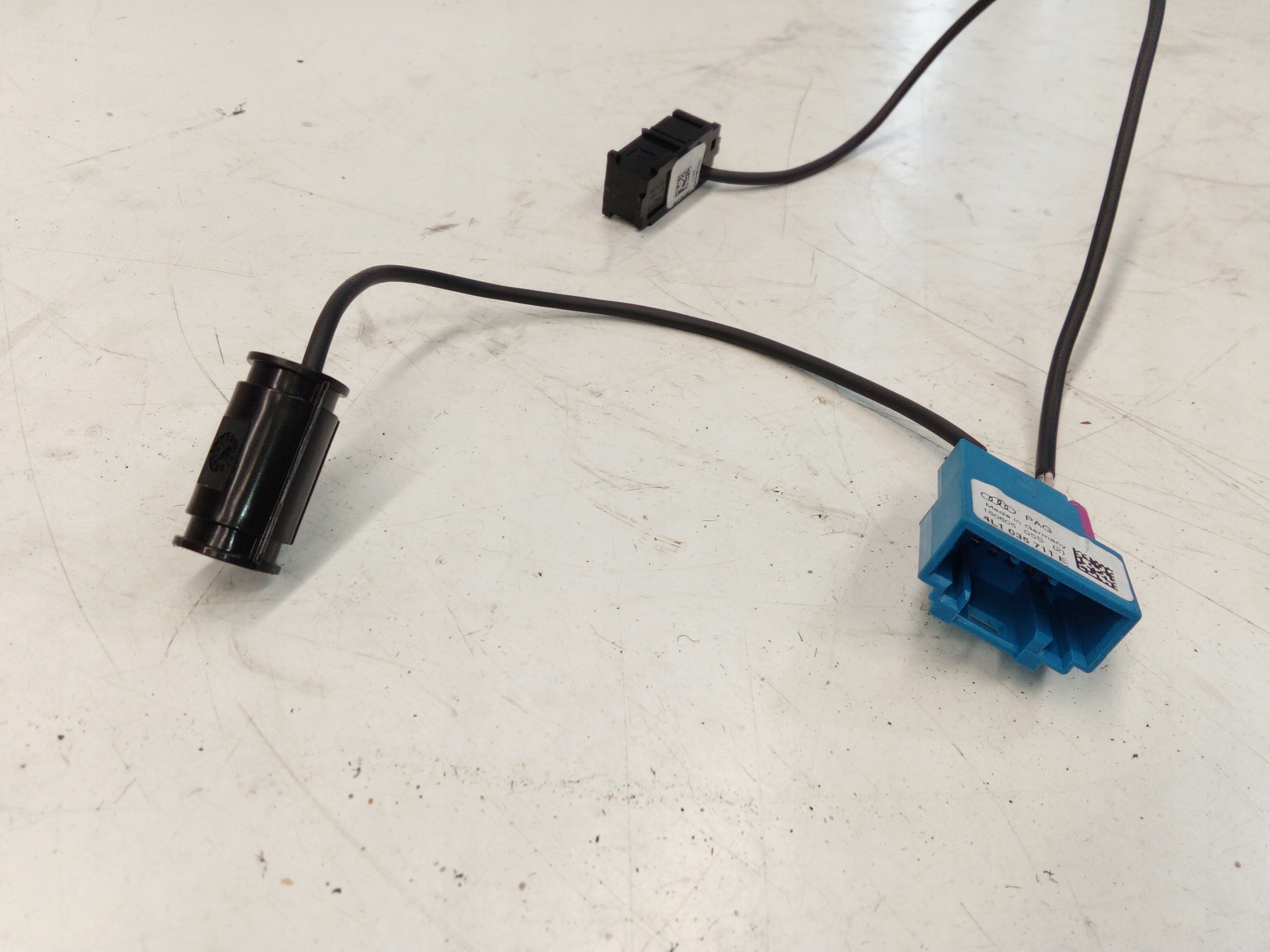 MIKROFON BLUETOOTH AUDI A4 B8 A6 C6 Q7 4L1035711E