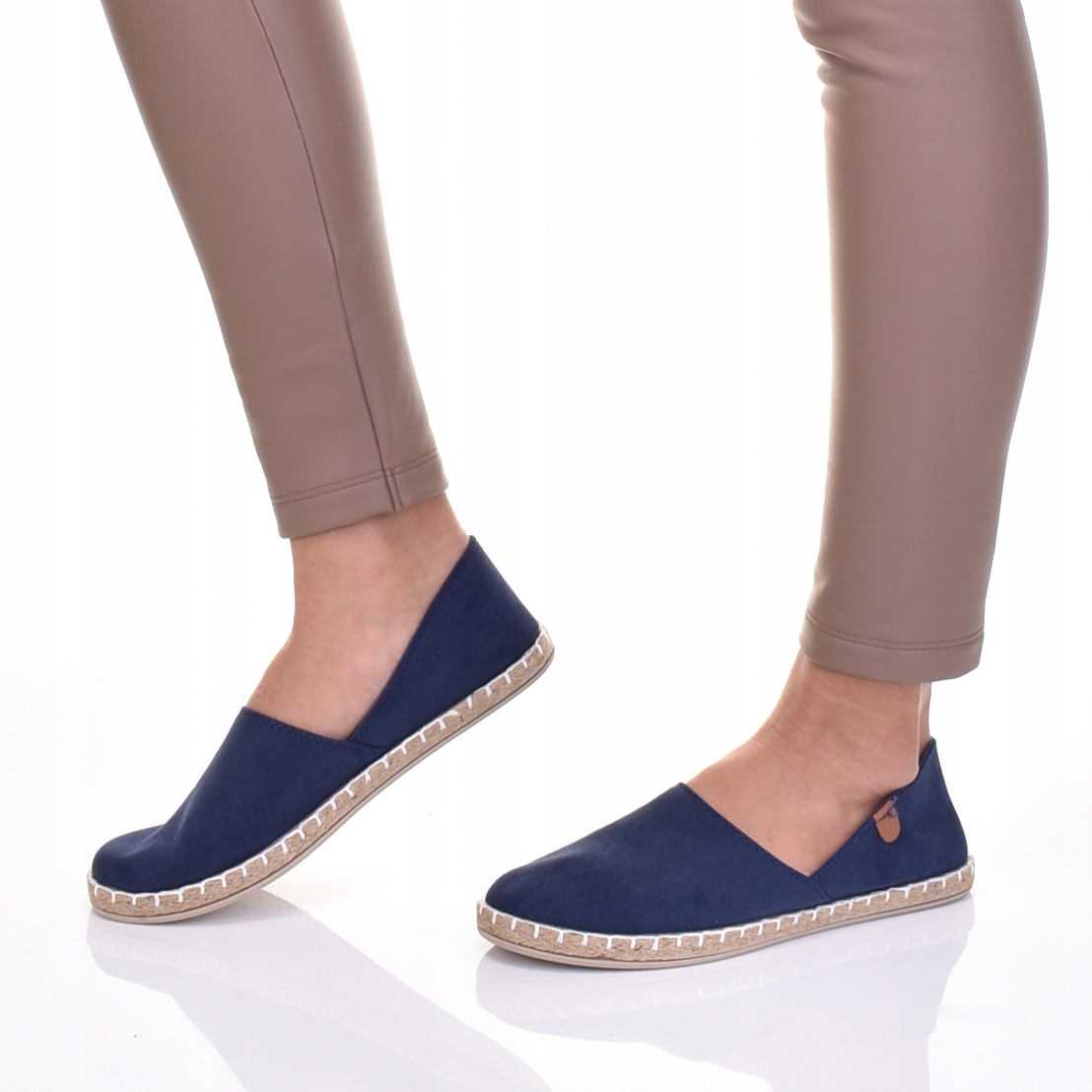 KLASYCZNE BUTY LETNIE ESPADRYLE DAMSKIE ZAMSZOWE WSUWANE NA SŁOMCE Płeć kobieta