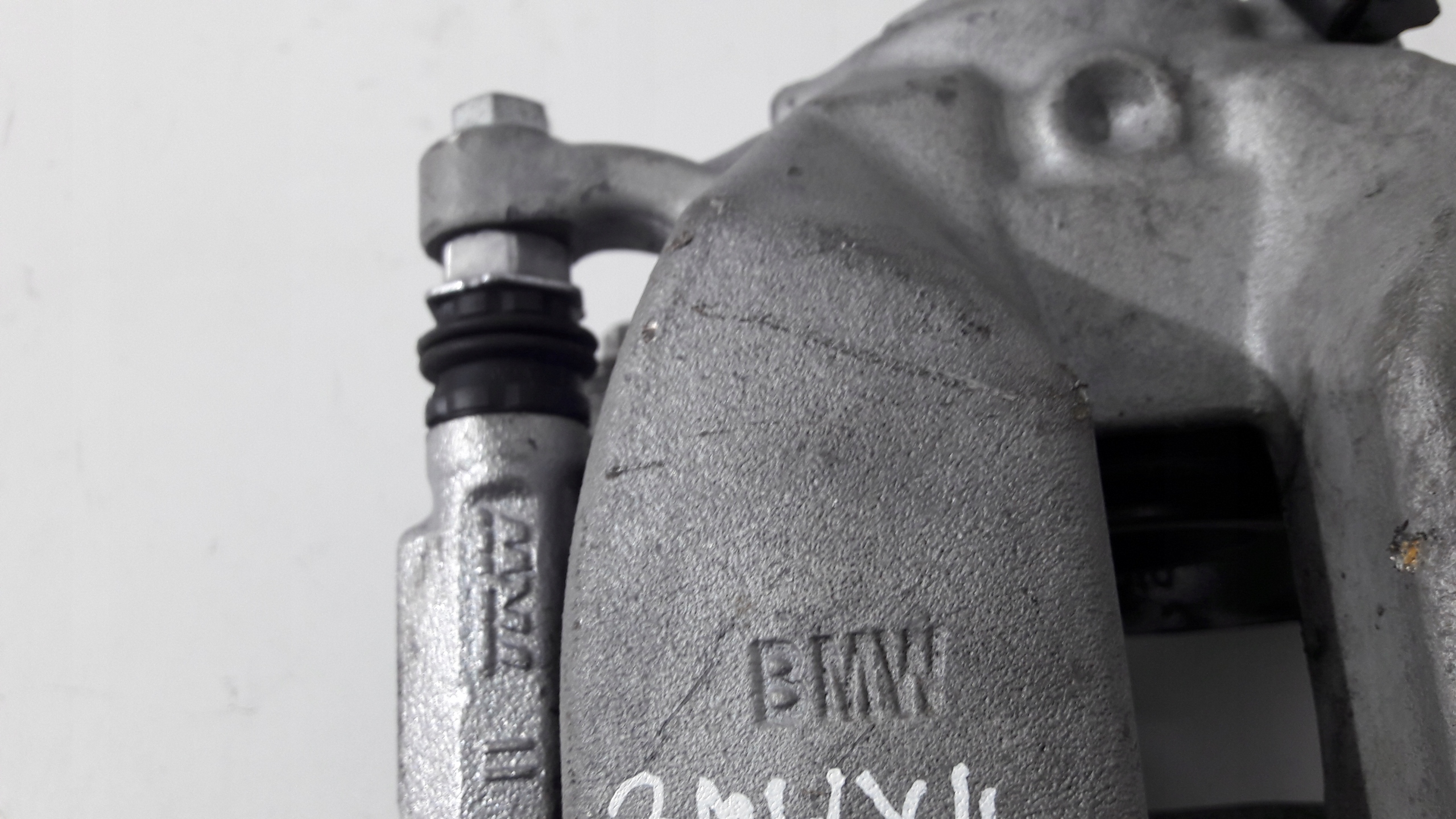 BMW X4 X3 G01 G02 2022 caliper brake right front TRW 60/24/330