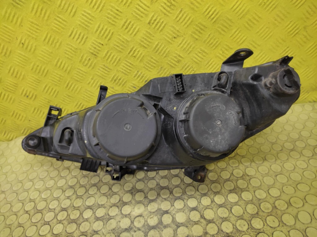 PEUGEOT 307 REFLEKTOR light right front