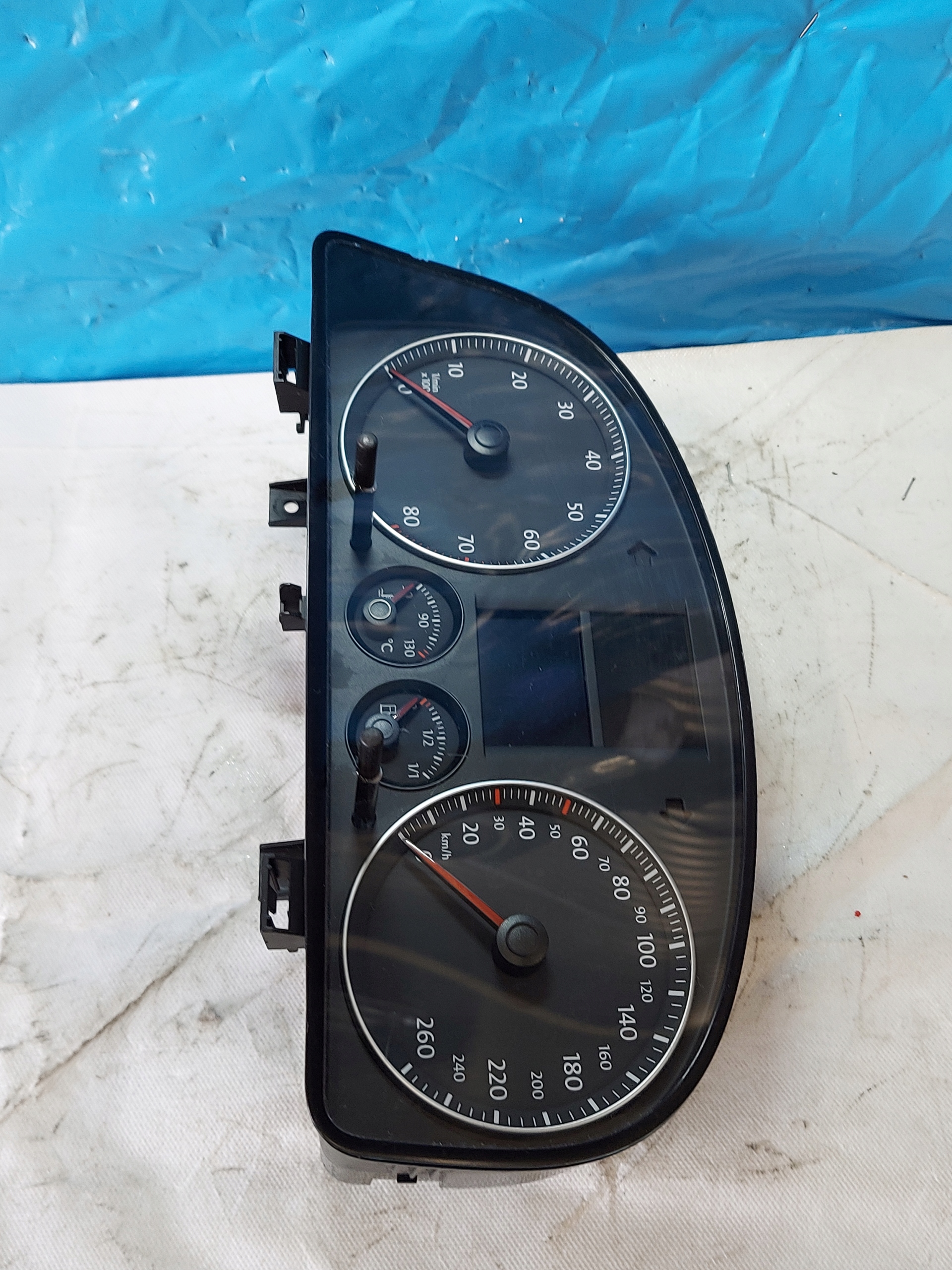 dials clock VW TOURAN 1.6 FSI 1T0920861