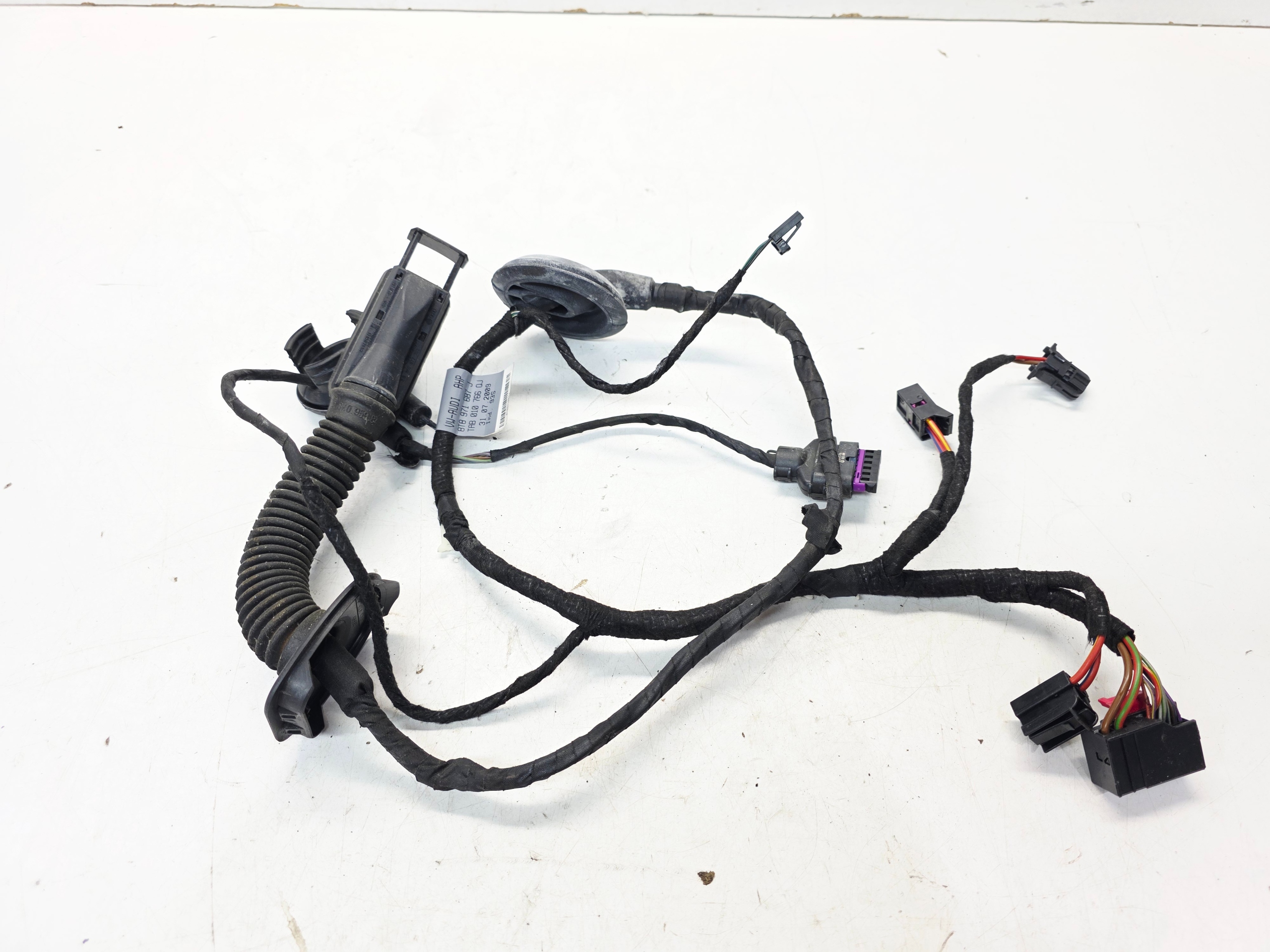 bundle door left rear part AUDI A5 8T SPORTBACK 8T8971687J