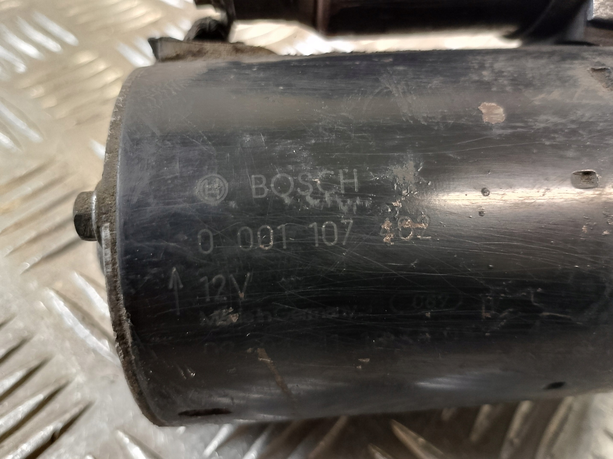 startér MOTORU OPEL CORSA C 1.0 B BOSCH 0001107402