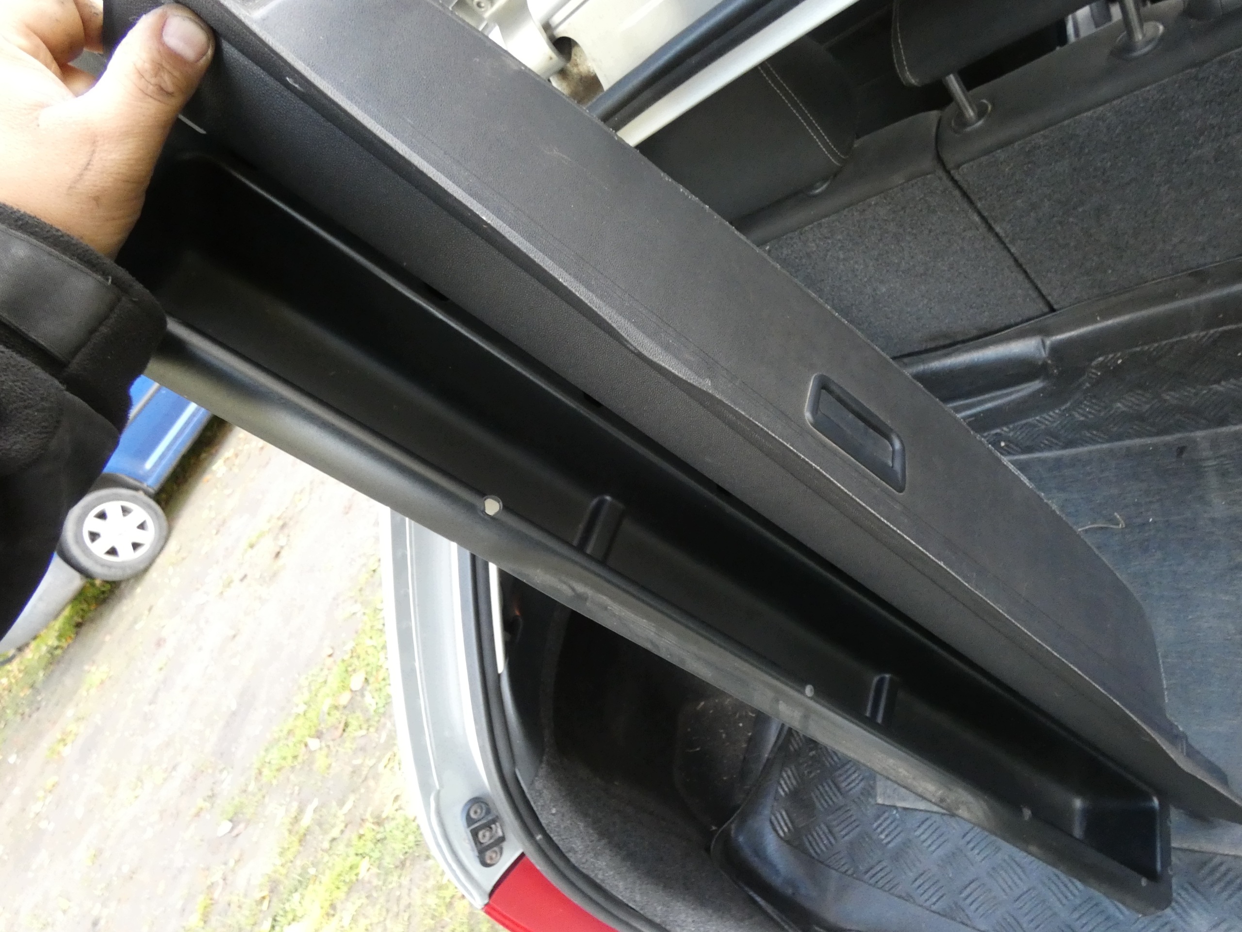 blinds boot SKODA FABIA and 99-08 KOMBI 6Y9867871C