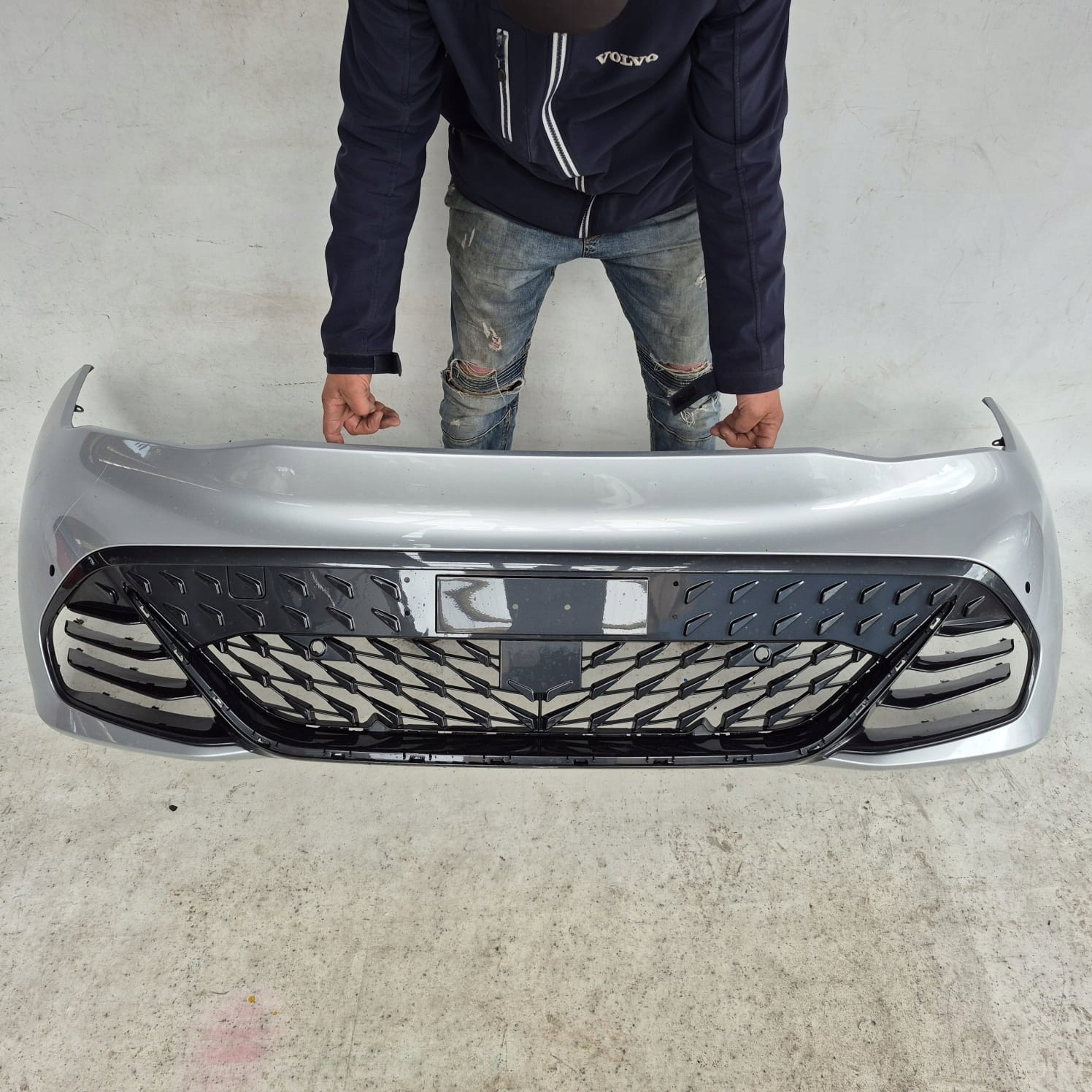 CUPRA BORN 21-> nárazník předek přední PDC