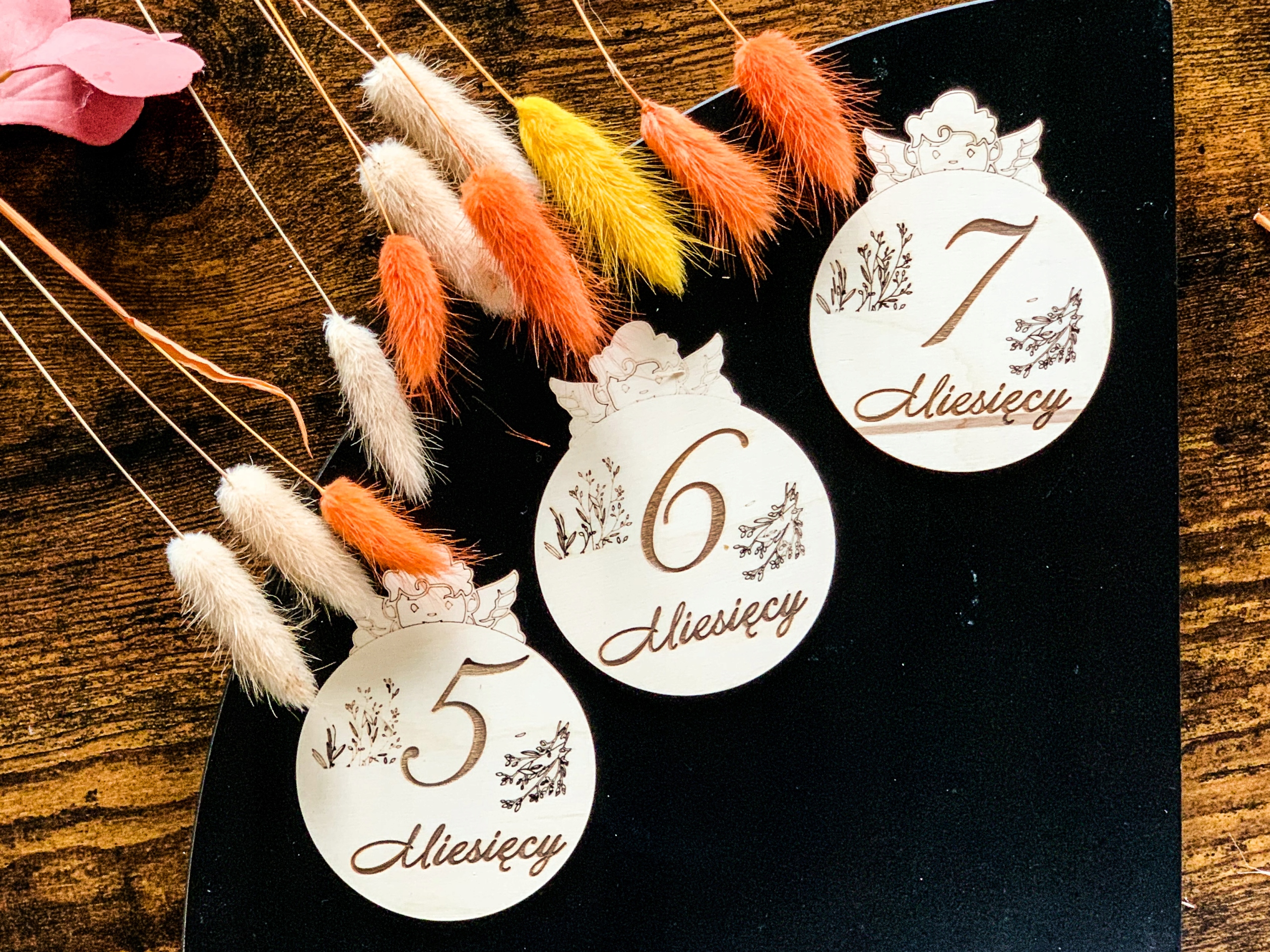 TABLICZKI DO ZDJĘĆ DREWNIANE PREZENT NA CHRZEST Kolor odcienie brązu i beżu