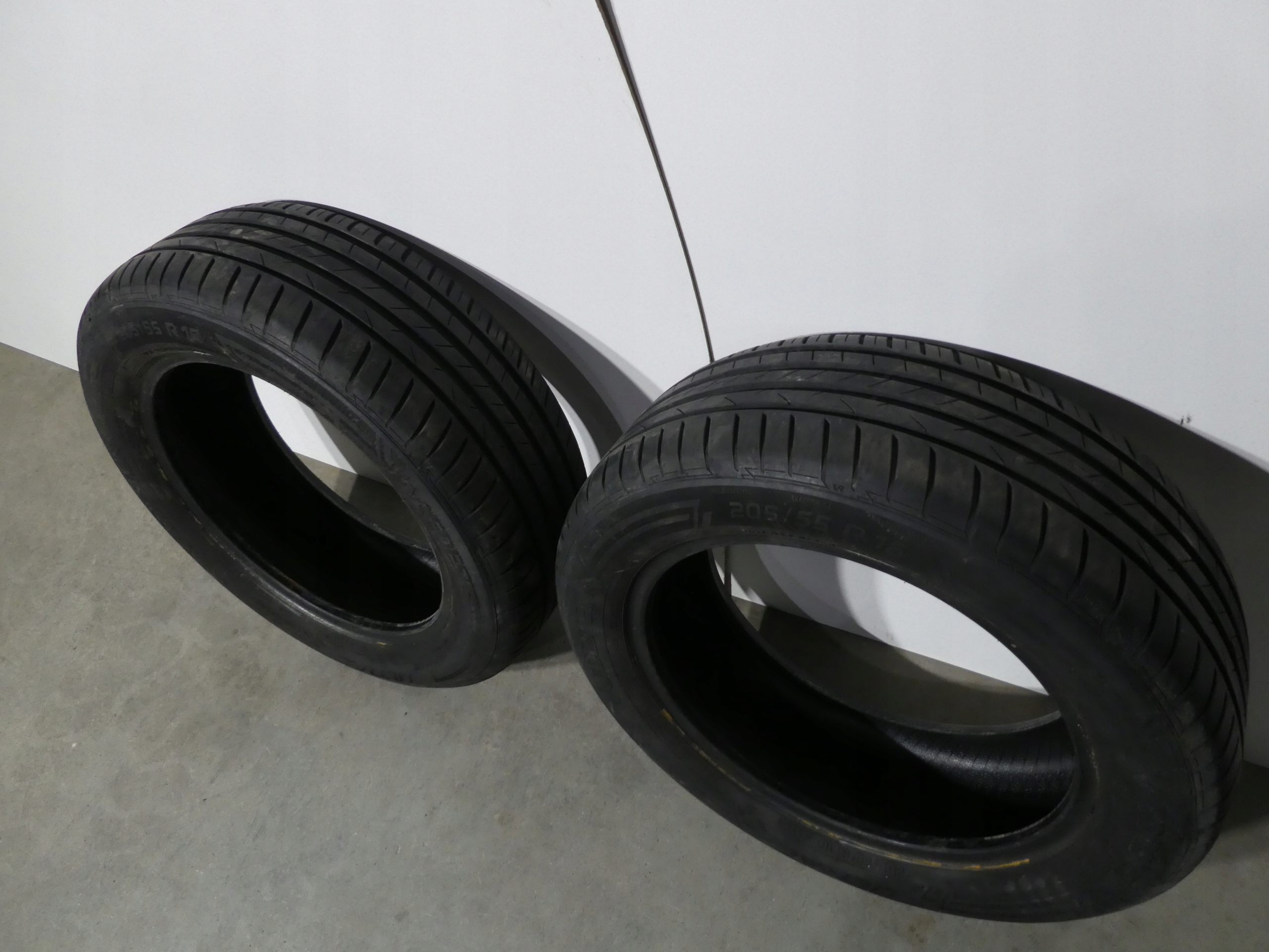 2X tyre Vredestein 205/55/16 2021R
